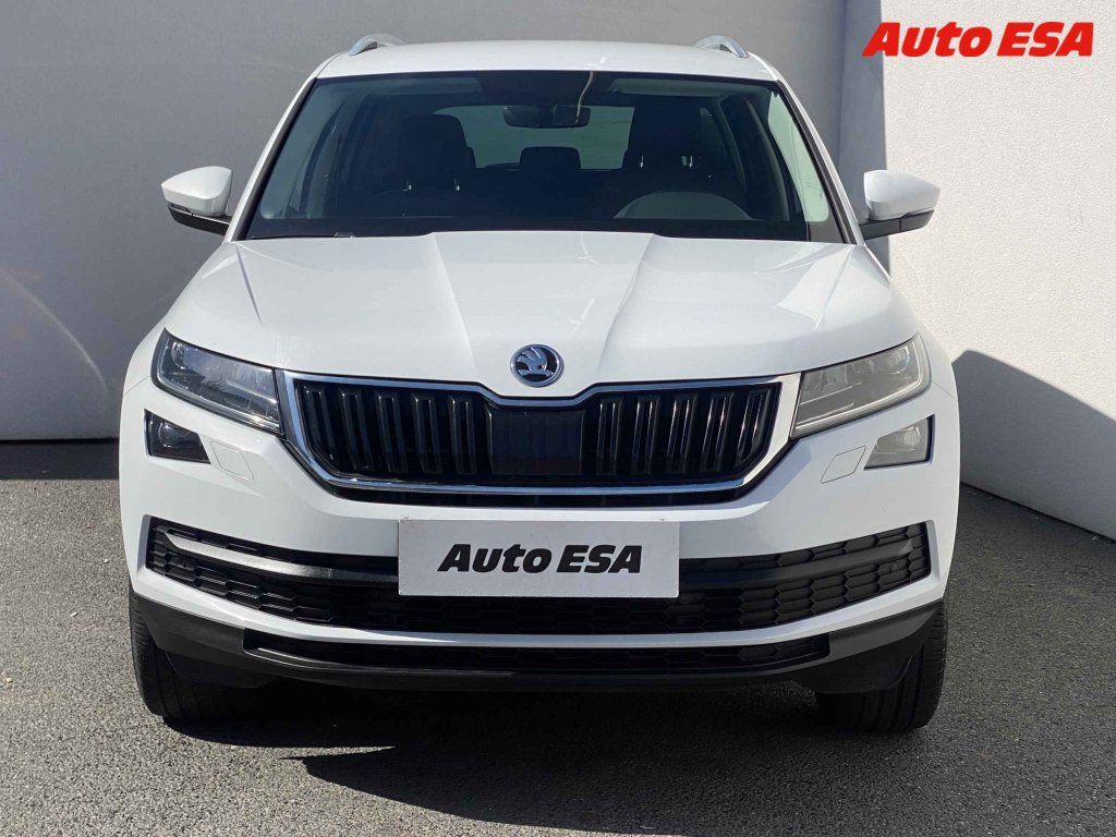 Škoda Kodiaq, 2.0 TDi 4x4,2.maj,ČR,DSG - fotka 2