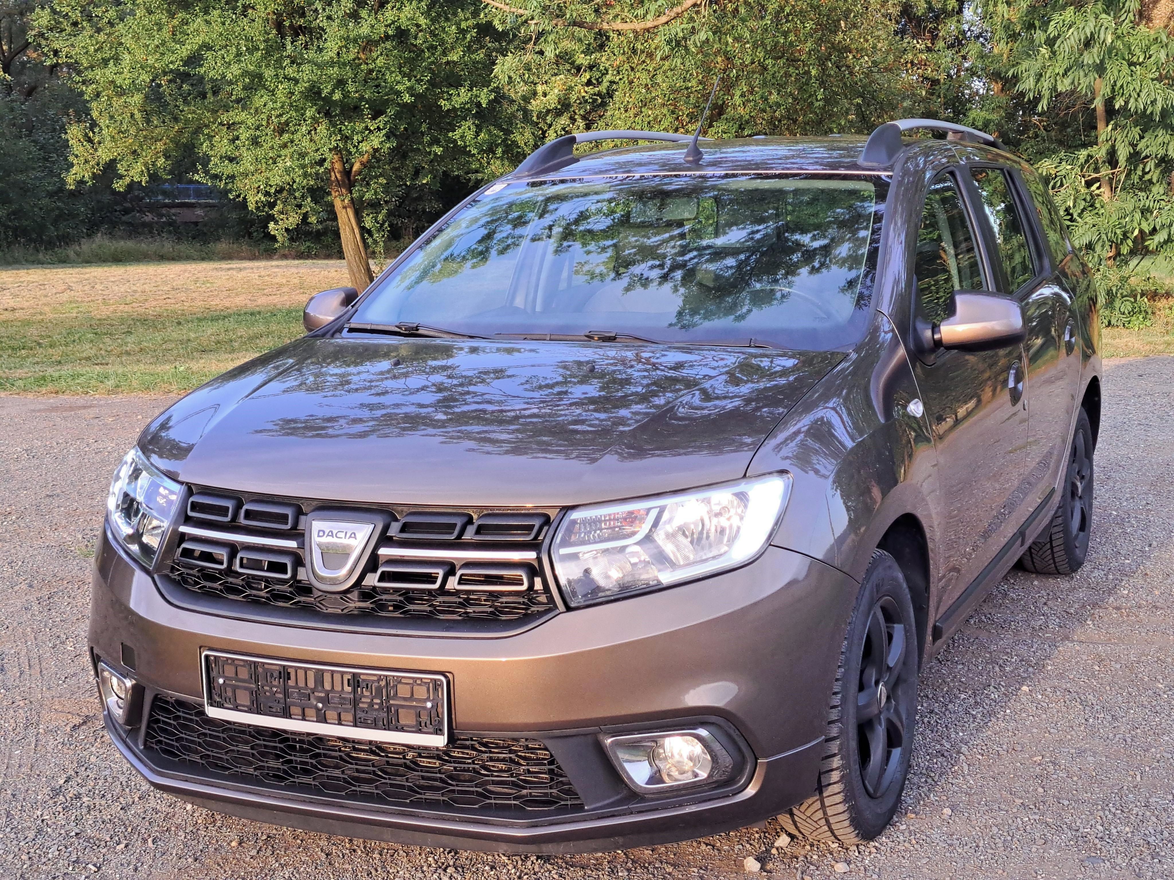Dacia Logan, 1.0 SCe max.výbava,po STK - fotka 3