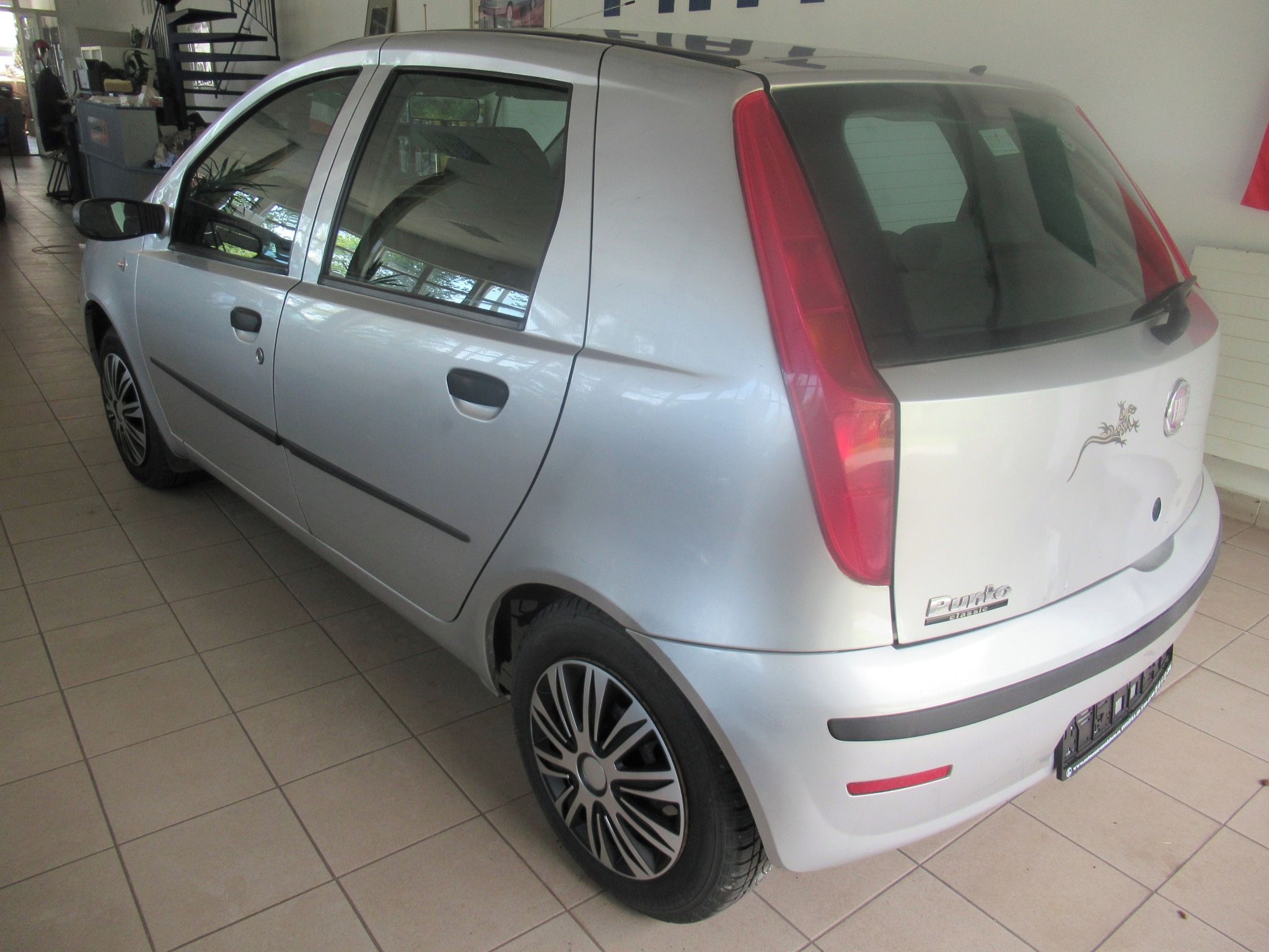 Fiat Punto, 1,2 44kw, mod 2009 - fotka 5