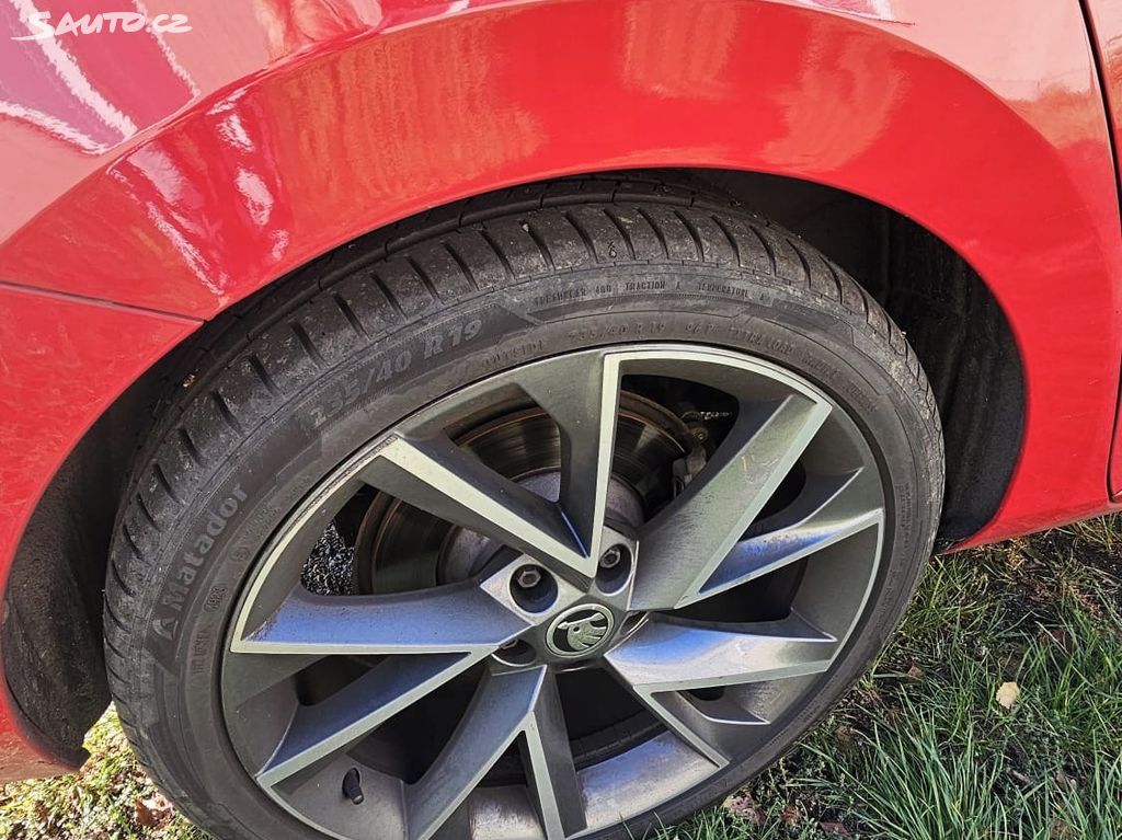 Skoda Superb 2017 desde República Checa