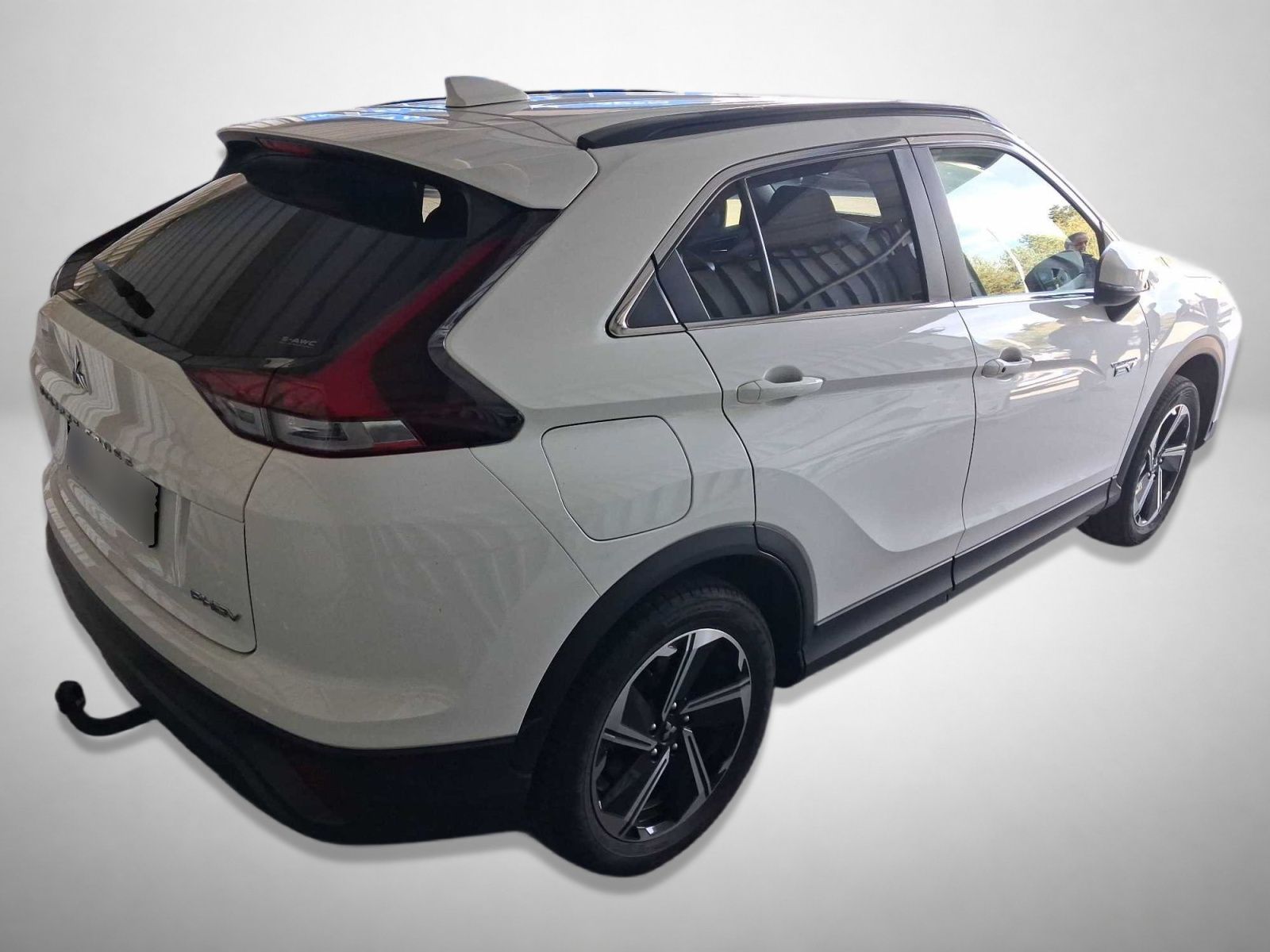 Mitsubishi Eclipse Cross, Plug-in-Hybrid, 4X4, Automat - fotka 2