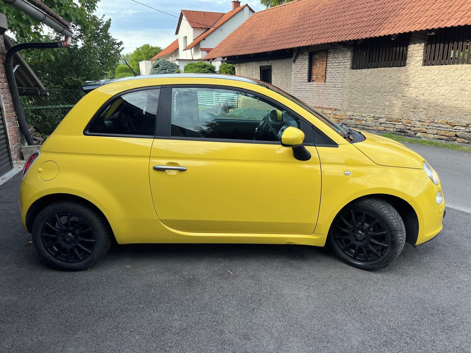 Fiat 500, 2011 Fiat 500 0.9 twinair 63kw - fotka 4
