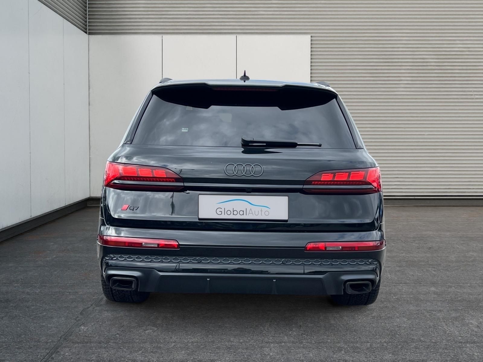 Audi Q7, S-LINE 50TDI 7MÍST TAŽNÝ DPH - fotka 4