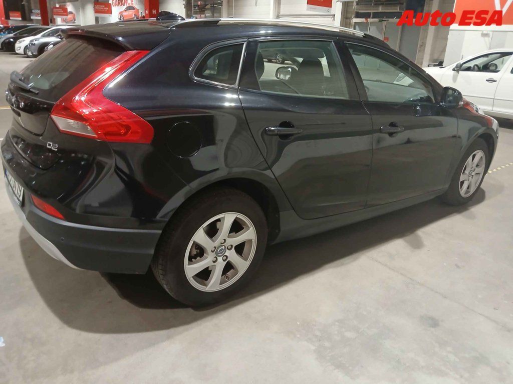 Volvo V40, 1.6 D2 - fotka 2