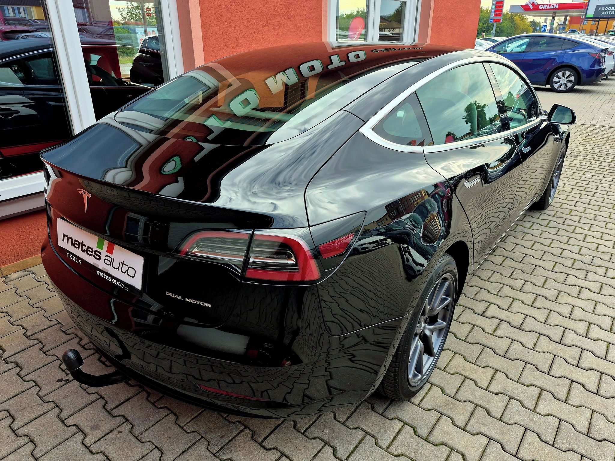 Tesla Model 3, L.R.D. Motor - 366 kW DPH SOH - fotka 6