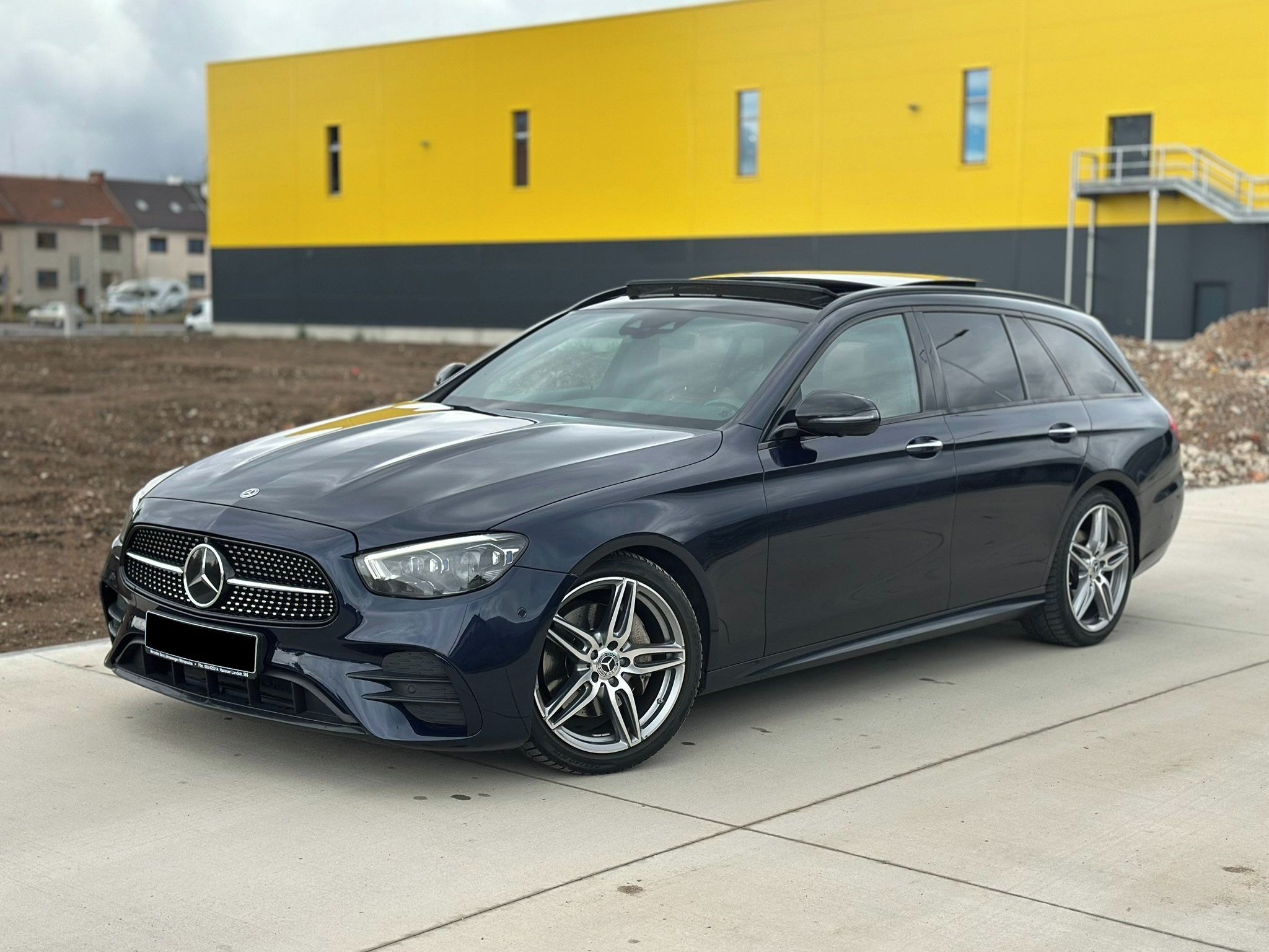 Mercedes-Benz Třídy E, E 200d AMG*NIGHT*360*PANO*FULL