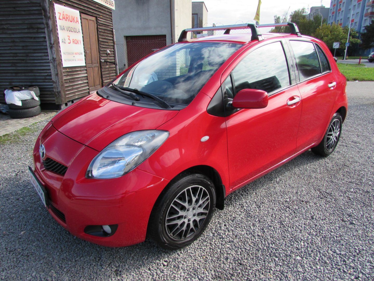 Toyota Yaris, 1.0i 51kW, nová STK, ČR původ - fotka 3