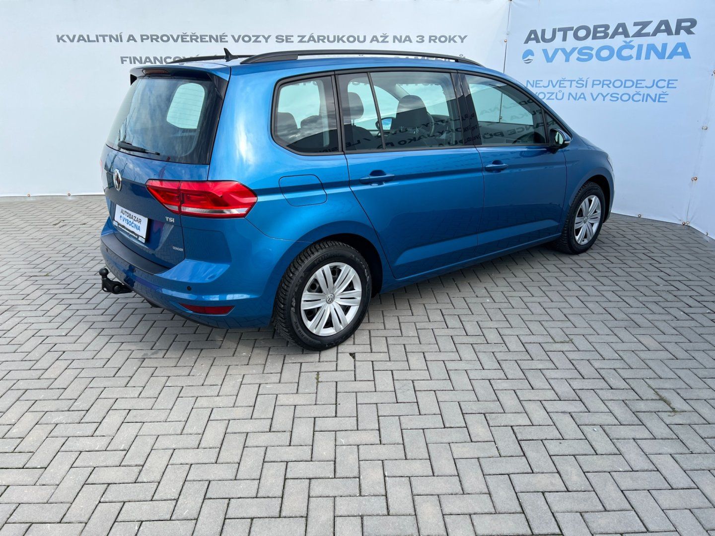 Volkswagen Touran, 1.2TSi 81KW! TAŽNÉ!Park assist - fotka 4