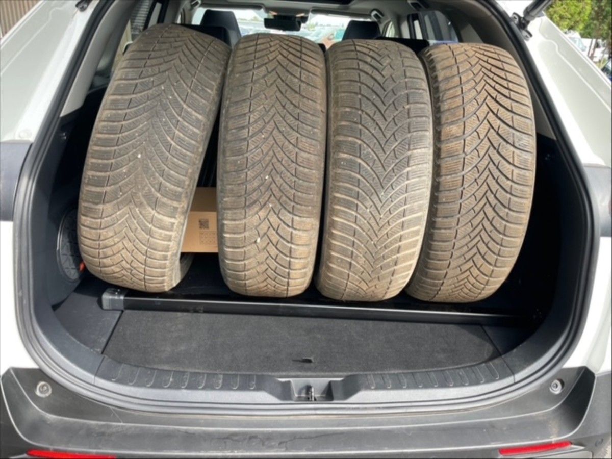 Toyota Rav4, 2,5 Hybrid Excl. Skyview 4WD A - fotka 6