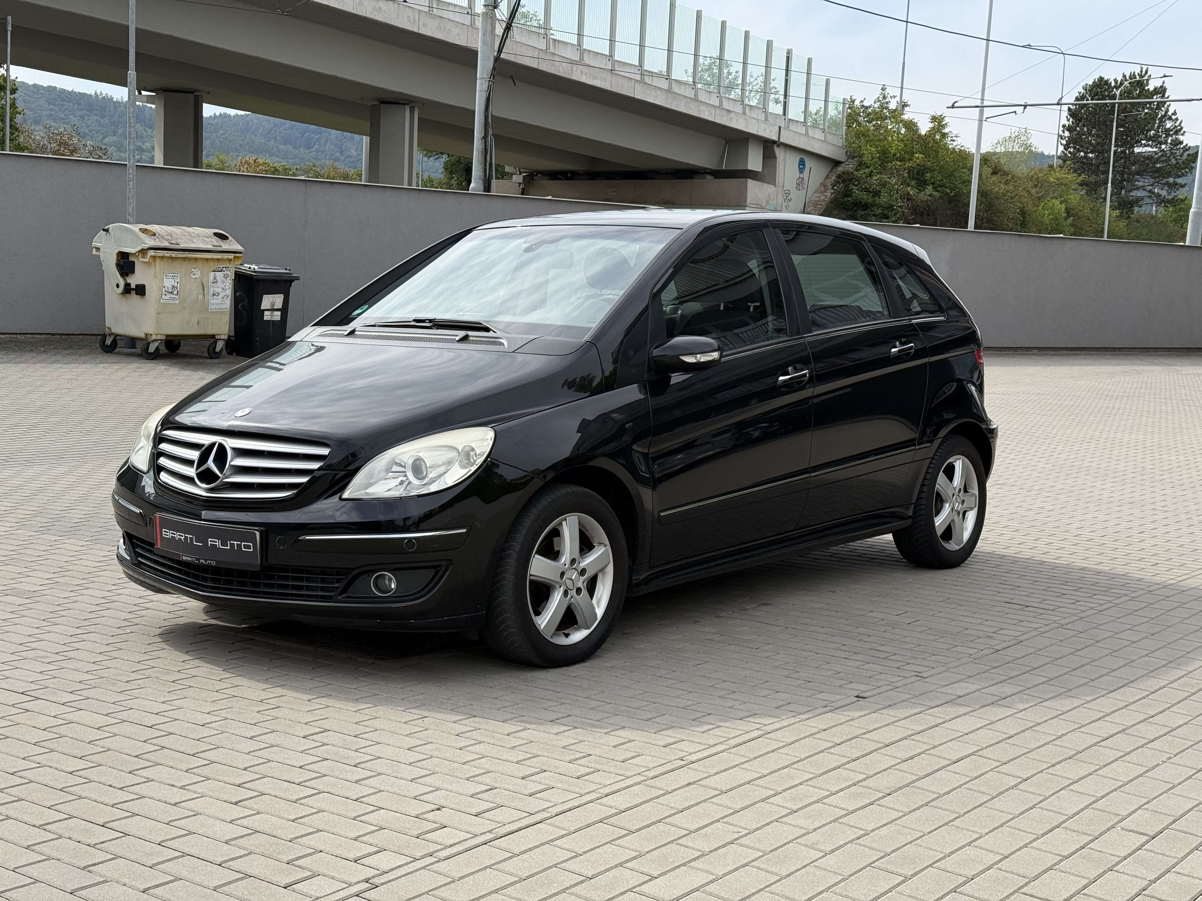 Mercedes-Benz Třídy B, Mercedes-Benz B-Klasse B 170