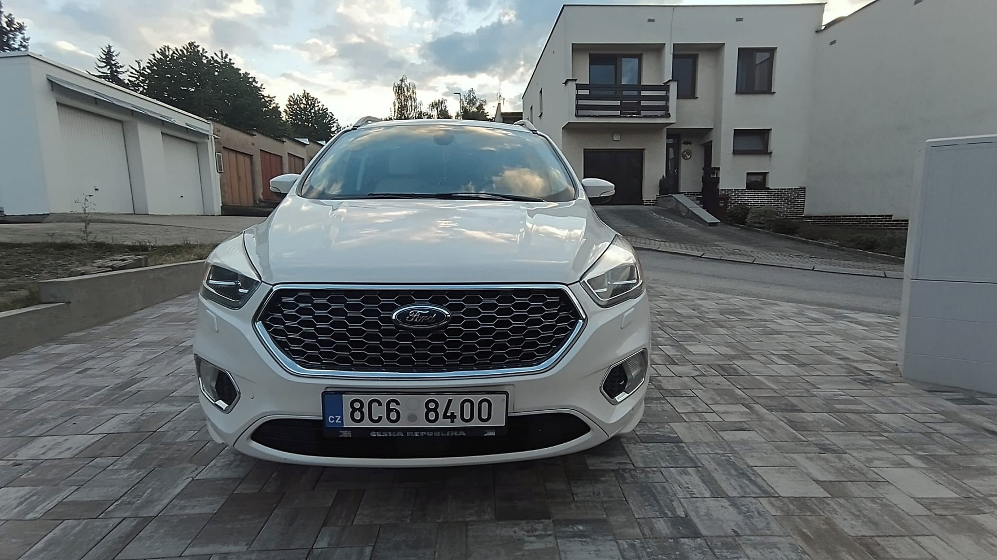 Ford Kuga, 4WD, 2.0 D, 132 kW, automat - fotka 5