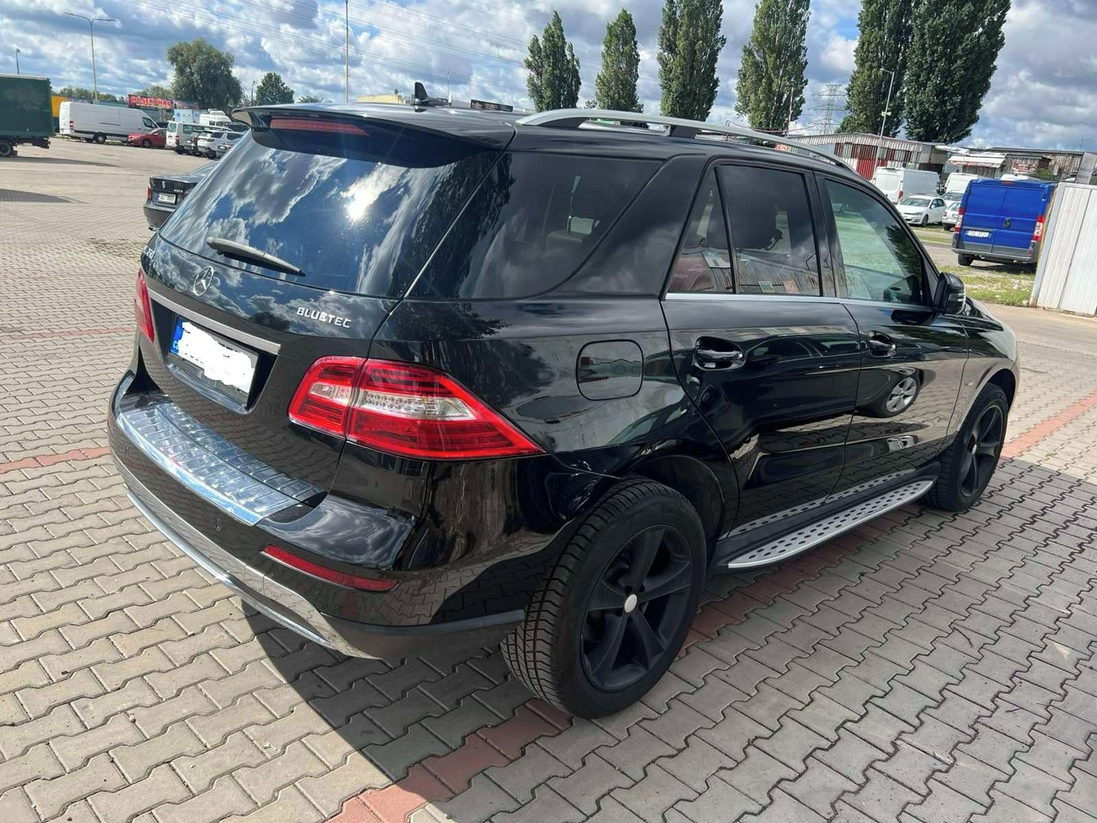 Mercedes-Benz ML, ML350 BLUETEC - fotka 5