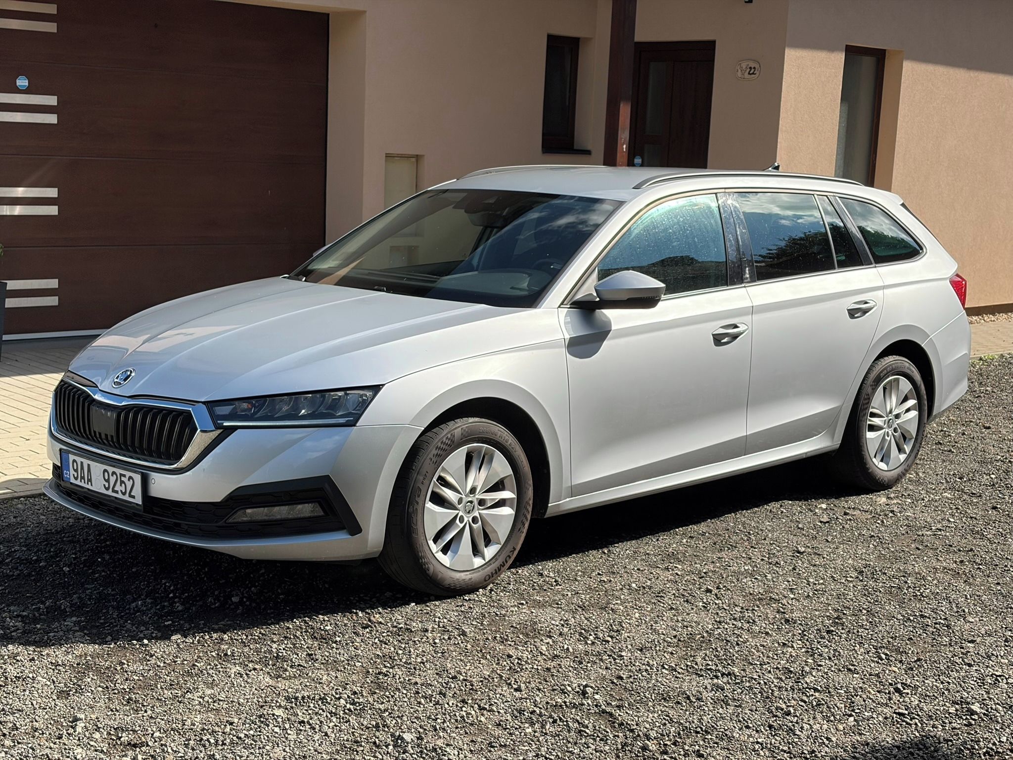Škoda Octavia, kombi 2.0TDI. Rv22. 117 tiskm - fotka 2