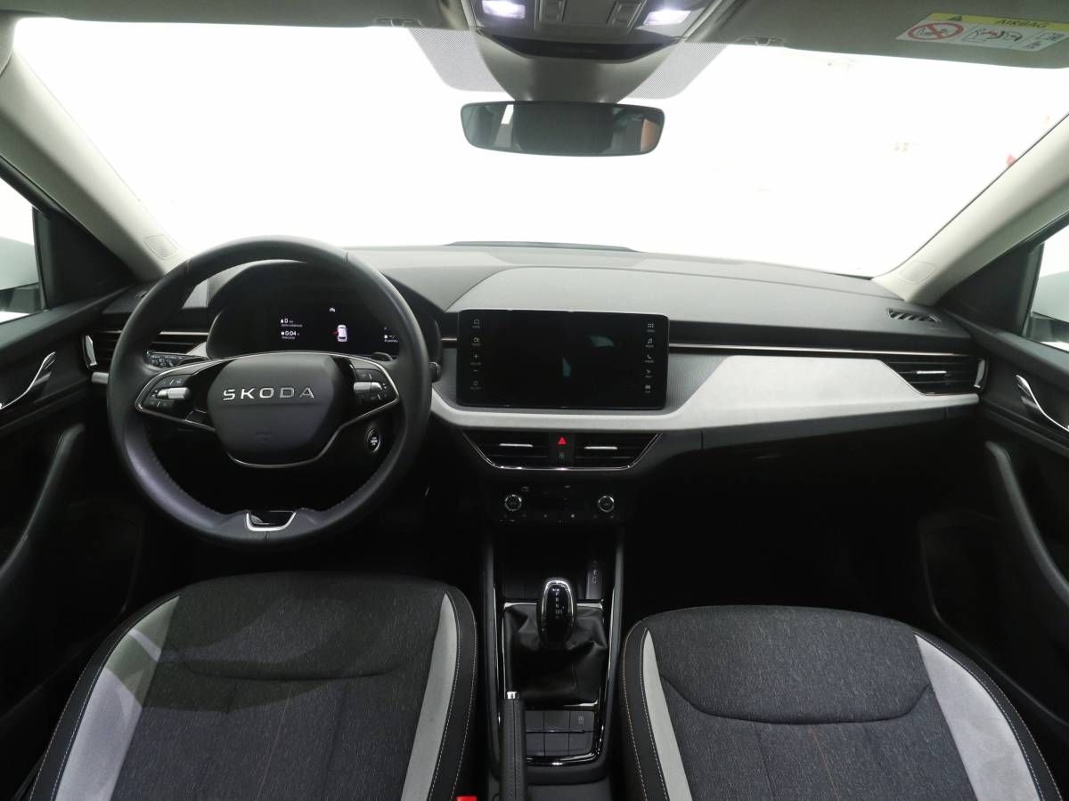 Škoda Kamiq, Top Selection 1,0 TSI 85kW DSG - fotka 5