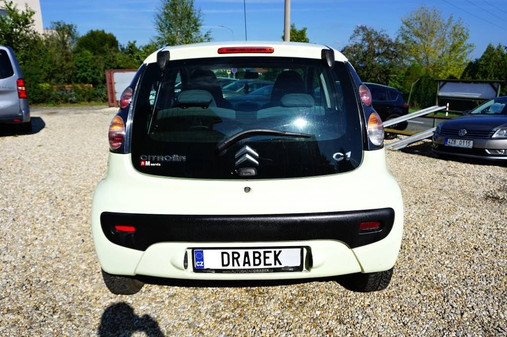 Citroën C1, 1,0 50 kW - fotka 5