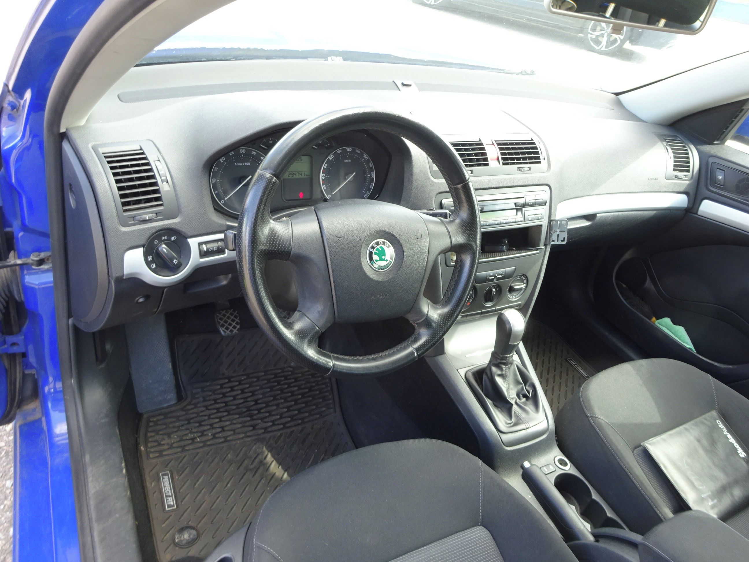 Škoda Octavia, 1.9 TDI (77 KW) KLIMA - fotka 5