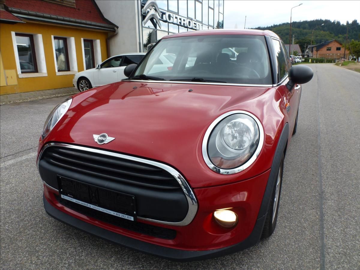 Mini One, 1,5 D 5 dveří  TWINPOWER TURBO - fotka 3