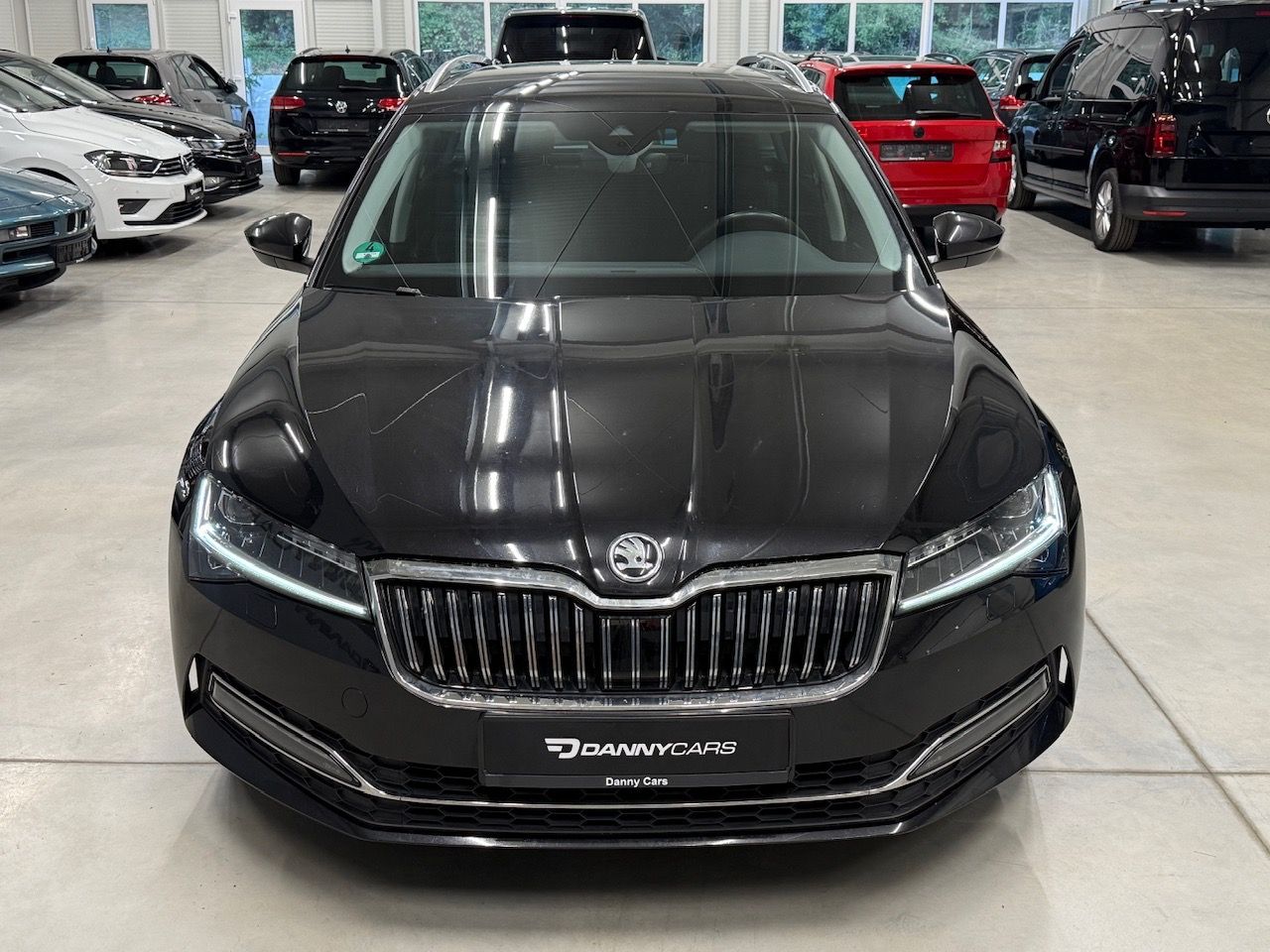 Škoda Superb, III FL COMBI 2.0TDI 110kw DSG - fotka 5