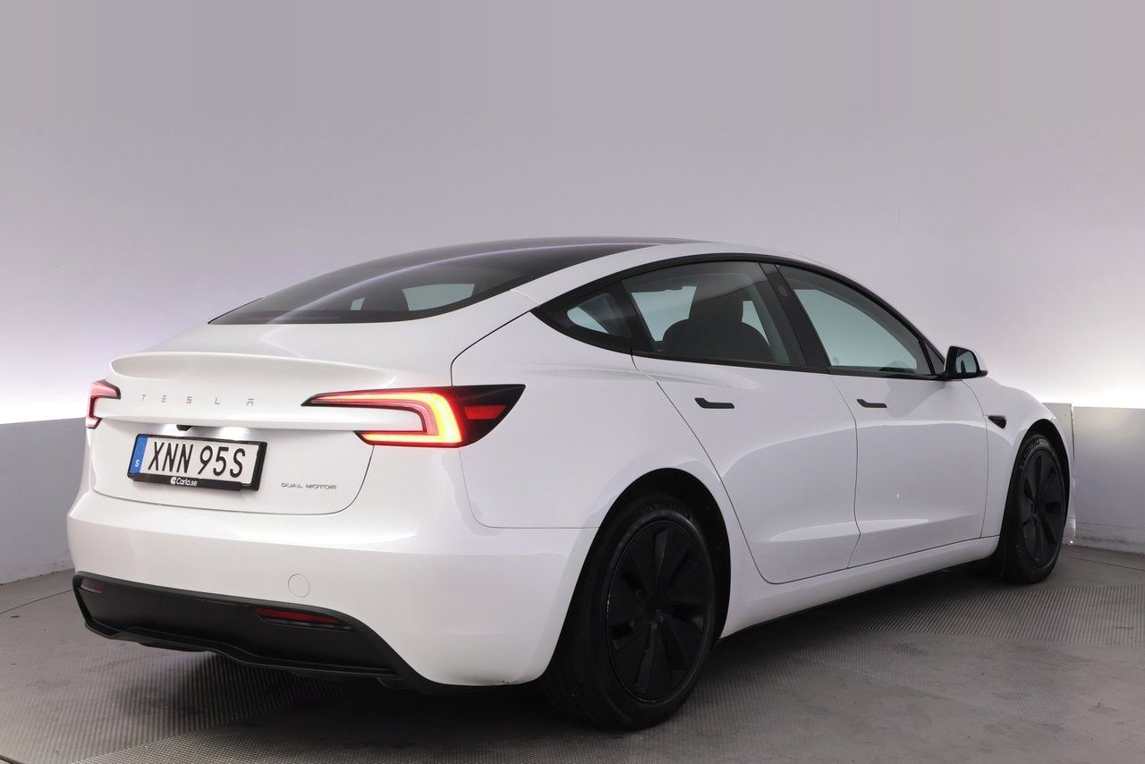 Tesla Model 3, Long Range AWD SoH 93% - fotka 4