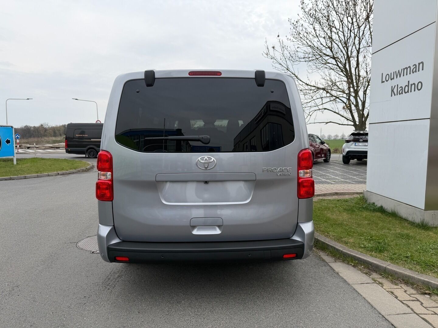 Toyota Proace Verso, L1 2.2D MAN6 Business Comfort - fotka 5