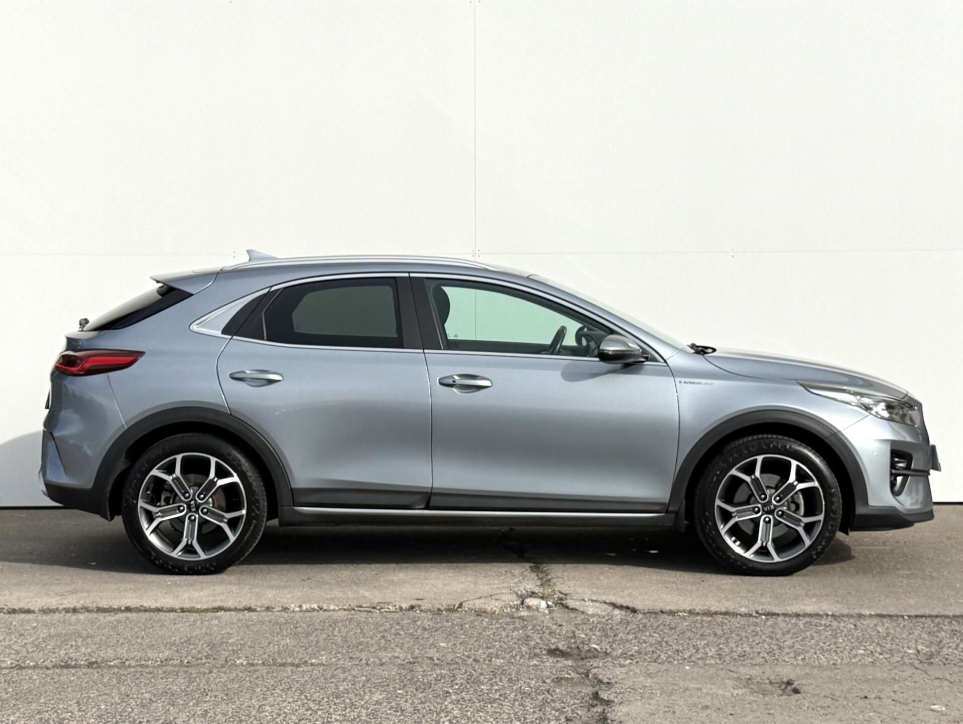 Kia XCee´d, 1.5 T-GDI 7DCT 117kW TOP - fotka 3