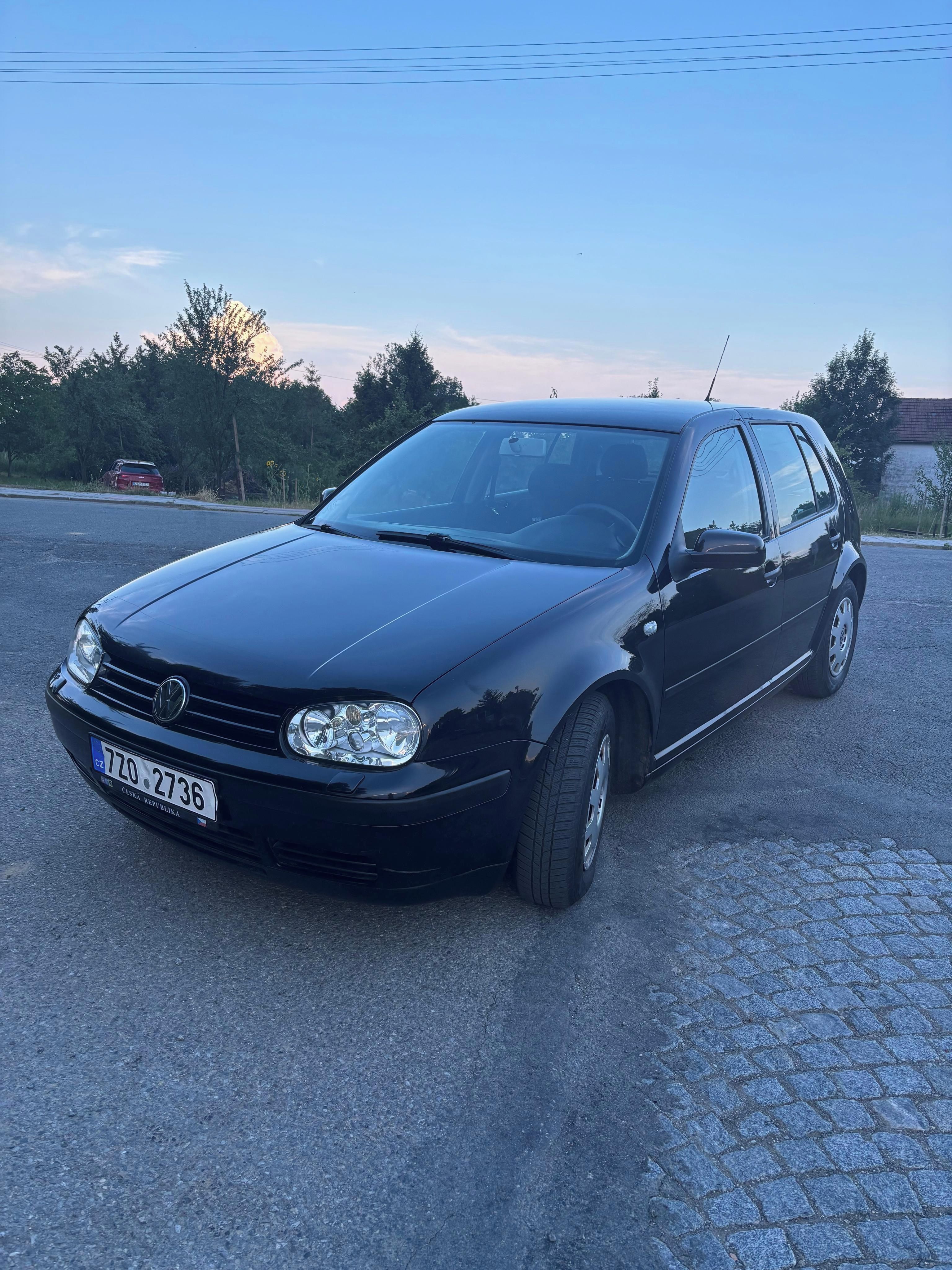 Volkswagen Golf - fotka 5