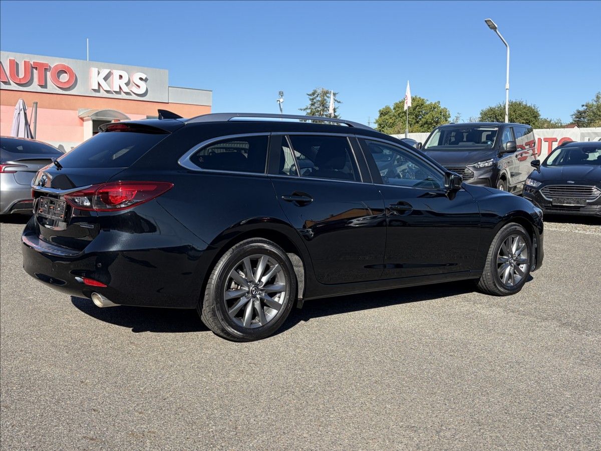 Mazda 6, 2,0 i 121KW Head-Up,LED,Nav,AC - fotka 4