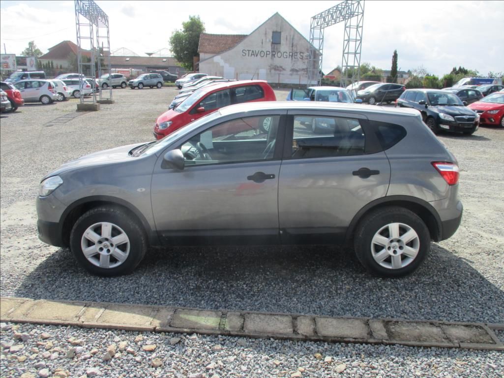 Nissan Qashqai, 1,6 i+LPG, klima, tažné, - fotka 4