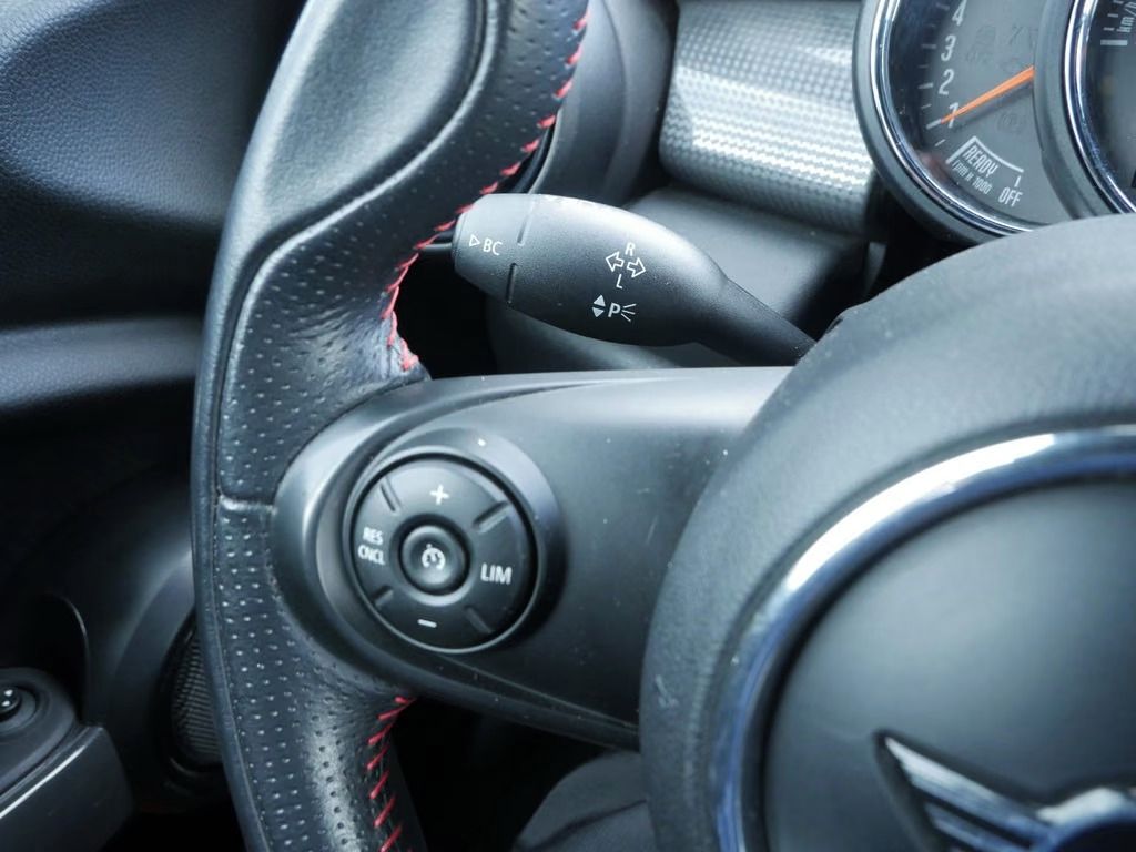 Mini Cooper - fotka 6
