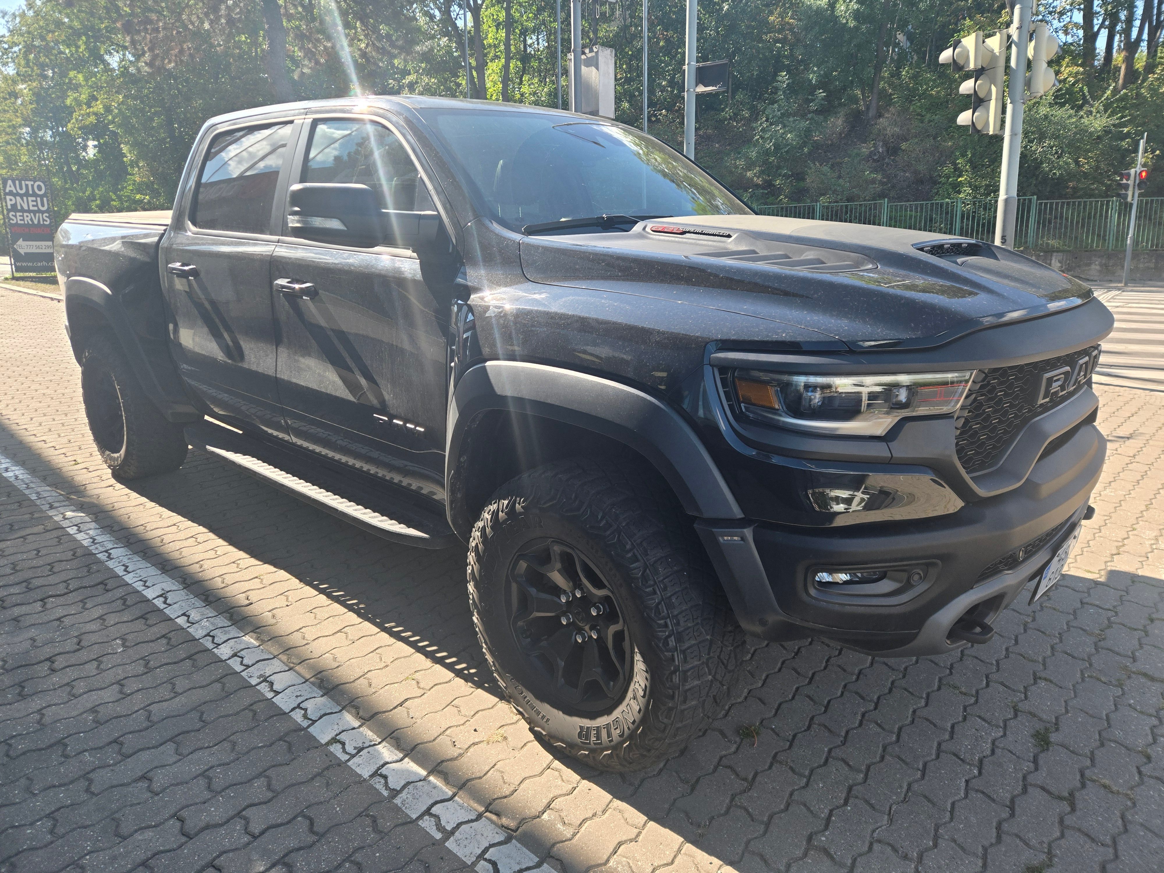 RAM 1500, RAM TRX 6.2 720Hp