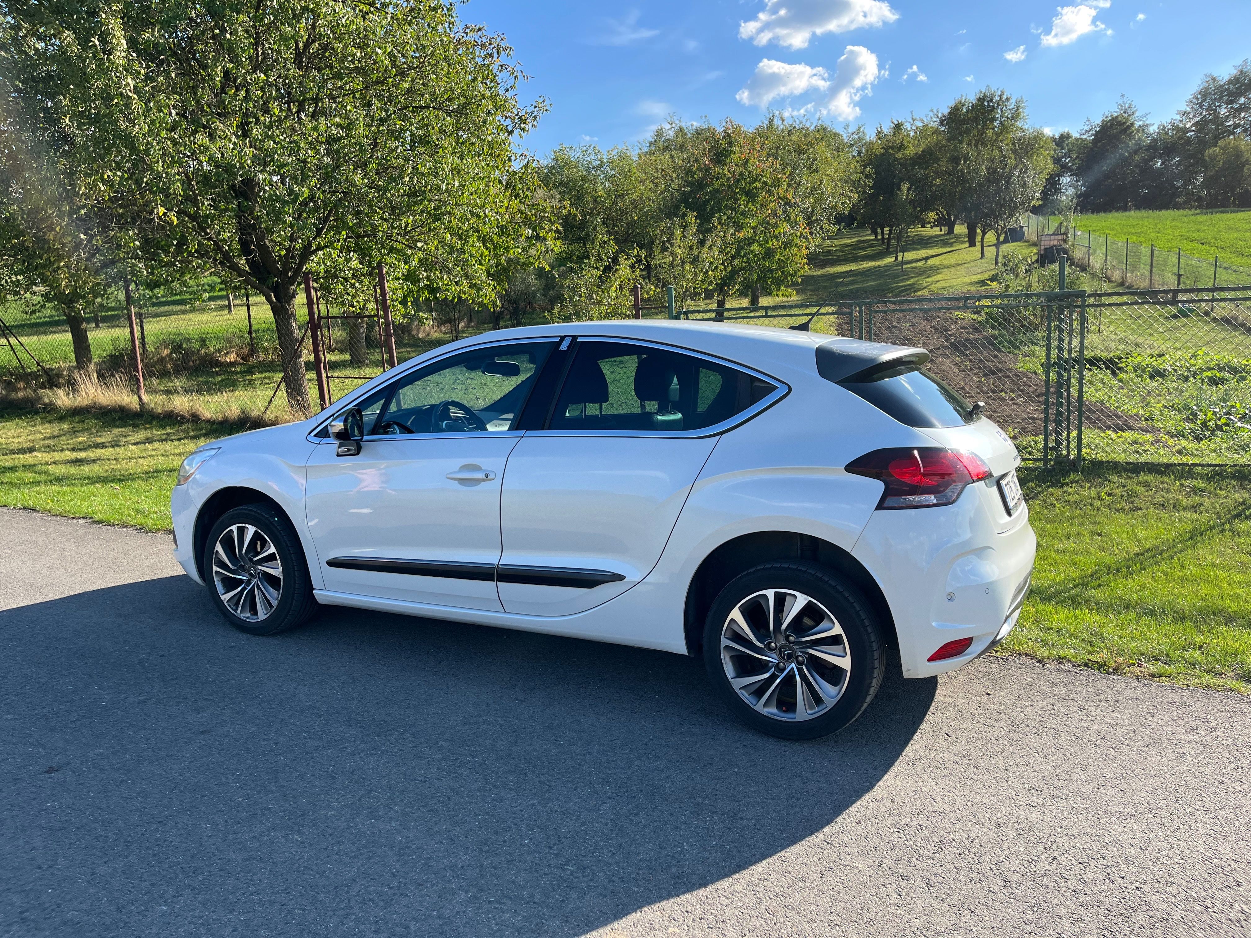 Citroën DS4, 1.6 HDI - fotka 6