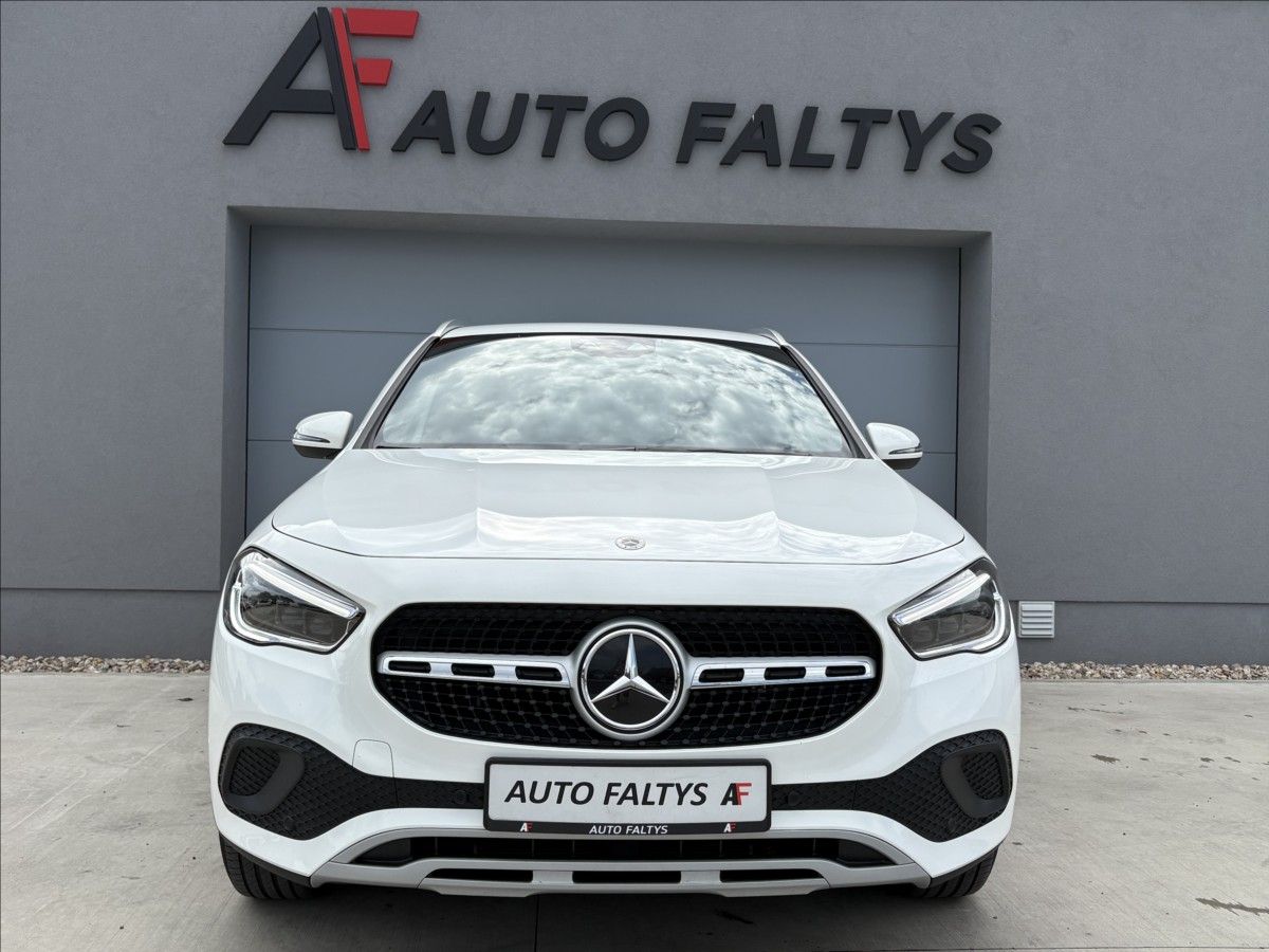 Mercedes-Benz GLA, 250 e EQ Plug- in Hybrid - fotka 4