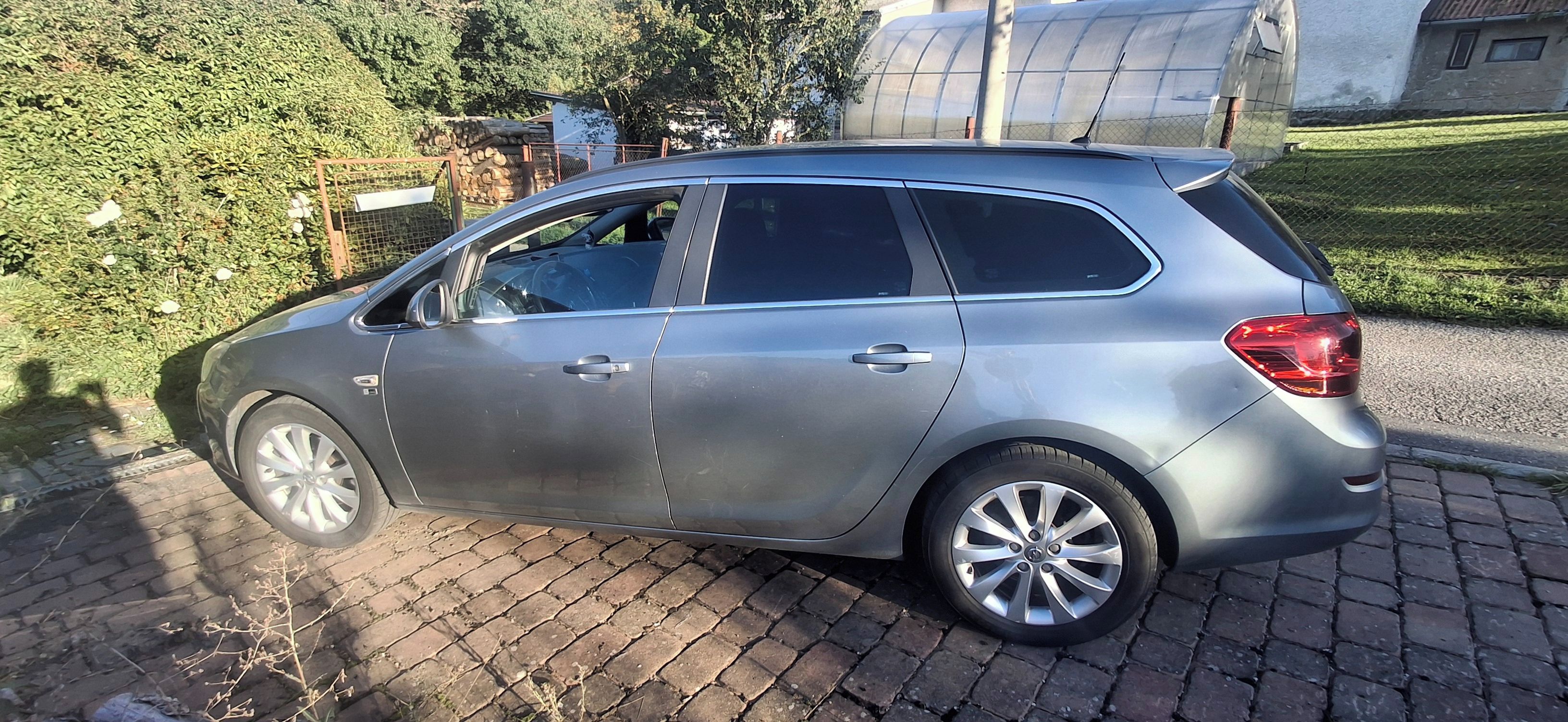 Opel Astra, 1.7 Cdti 81kw - fotka 2