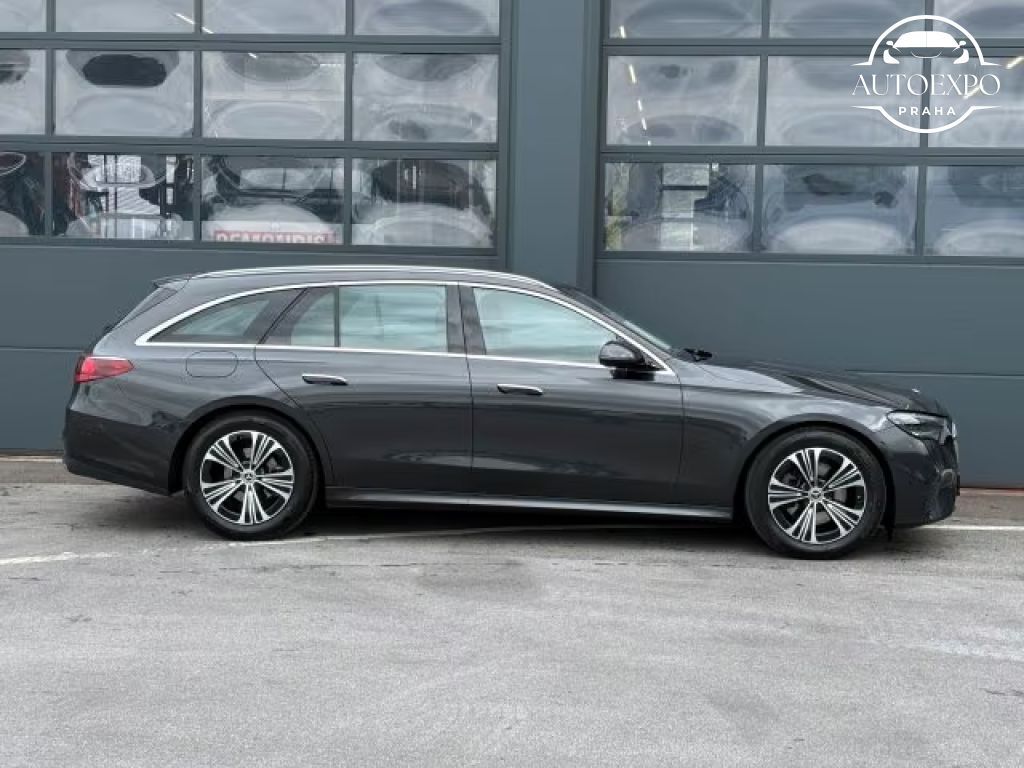 Mercedes-Benz Třídy E, 220d T AVANTGARDE *TAŽNÉ - fotka 2