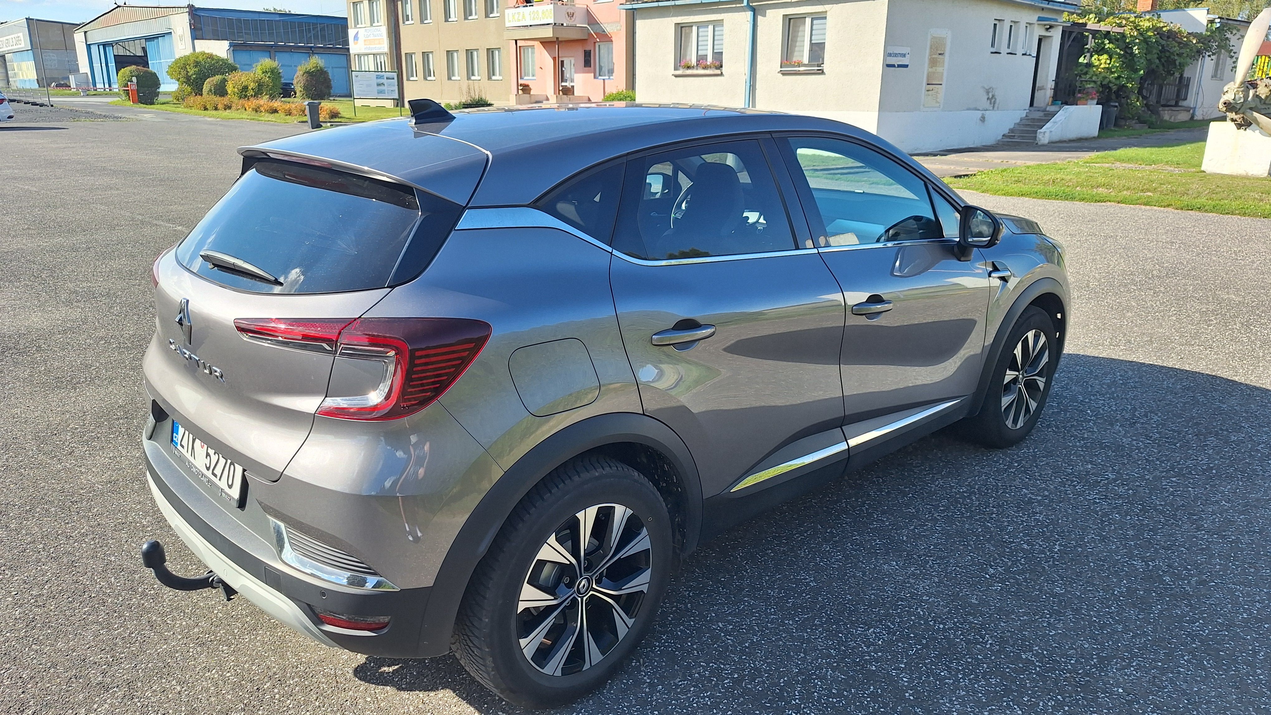 Renault Captur, Captur techno mild hybrid 140 - fotka 4