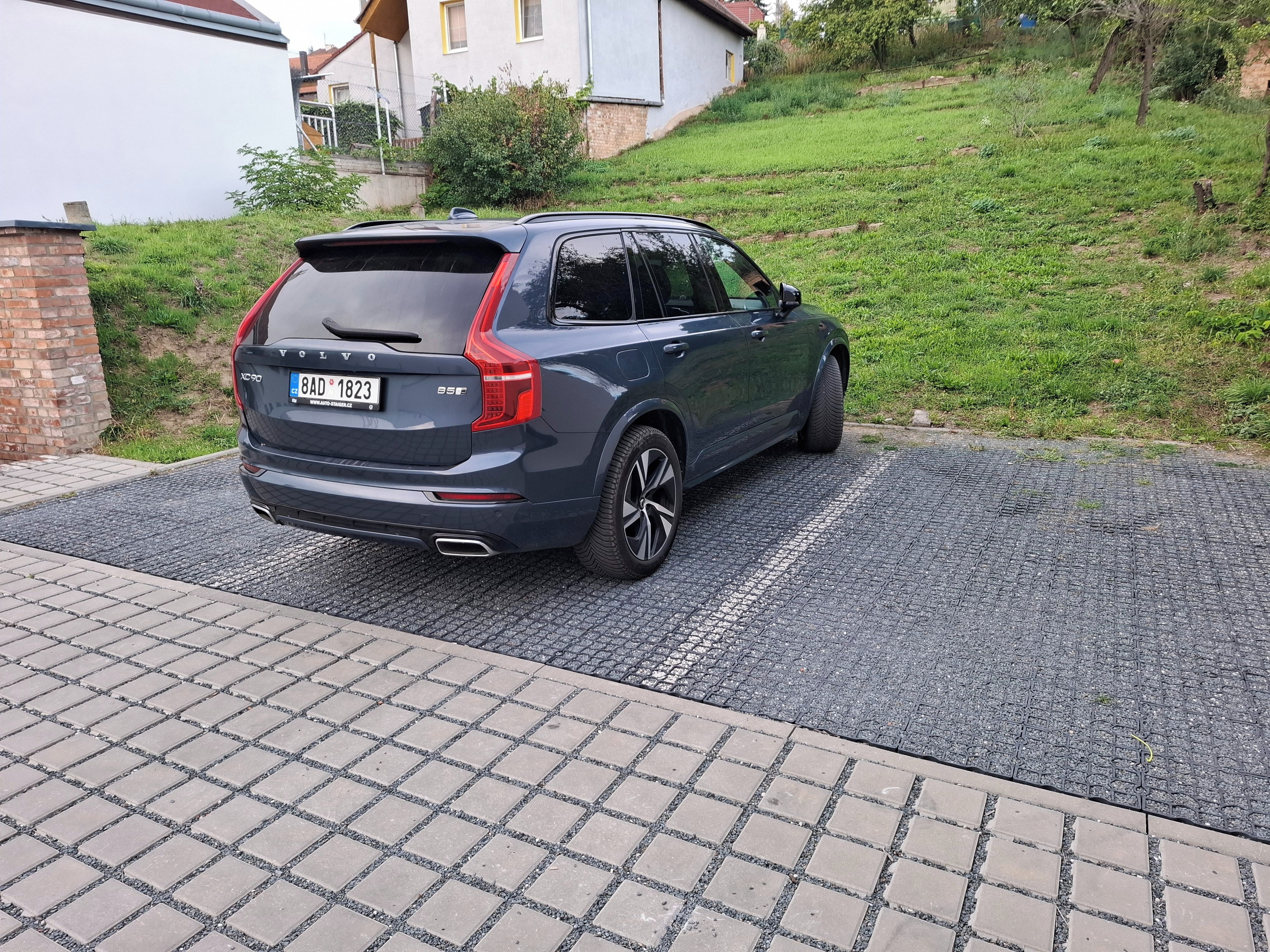Volvo XC90, Prodám Volvo XC 90 B5 2020 AWD - fotka 2