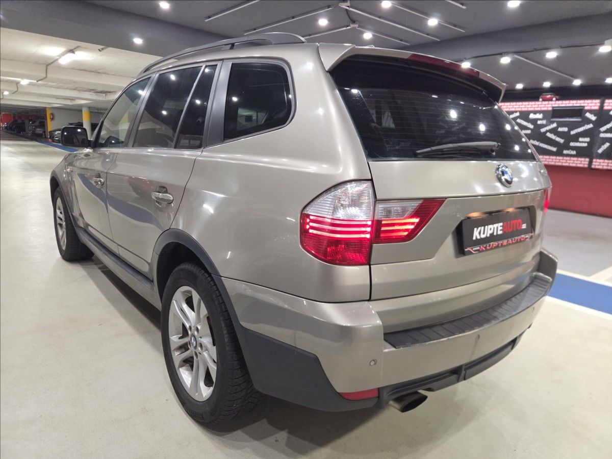 BMW X3, 2,0 d xdrive - fotka 4