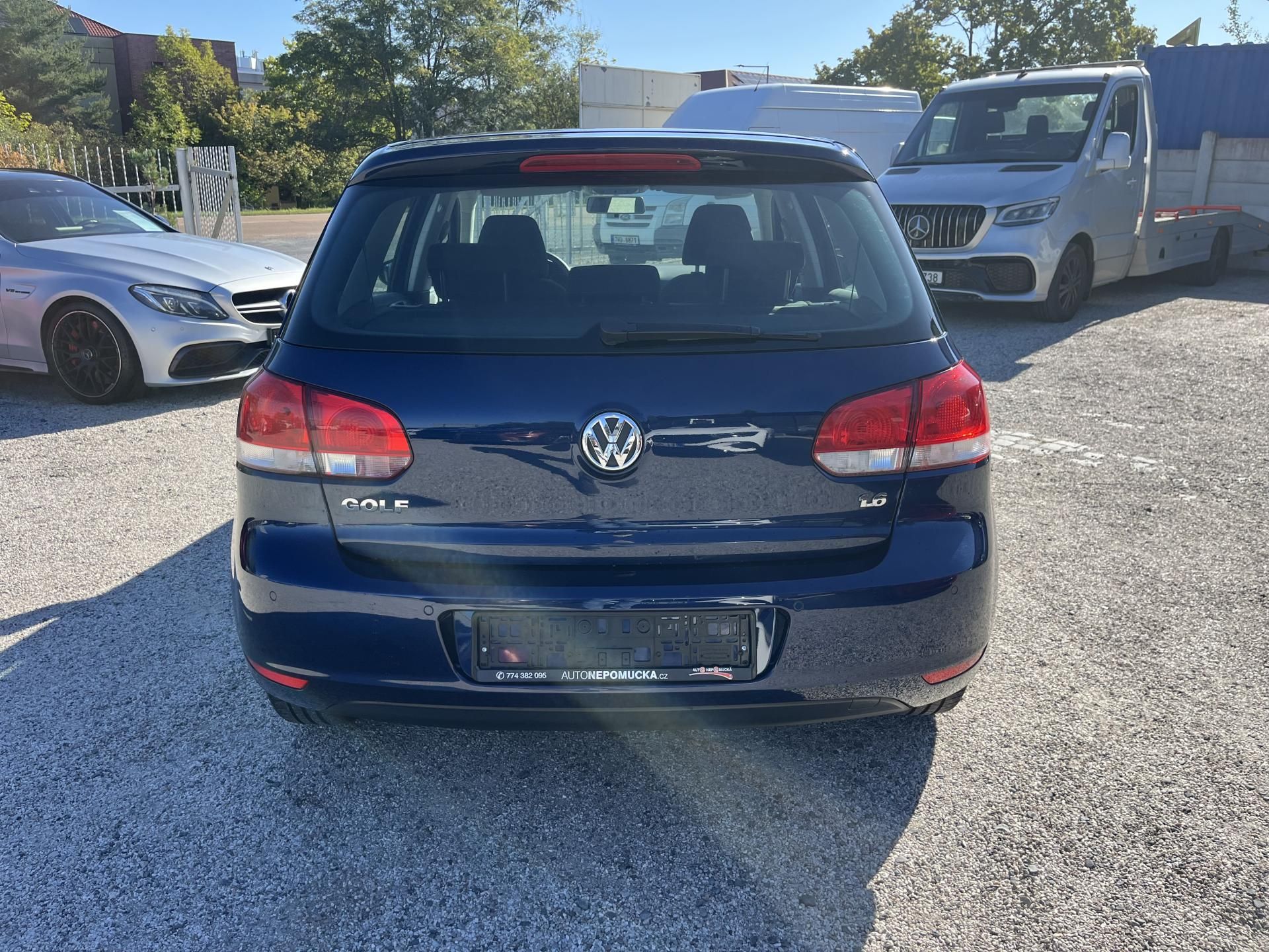 Volkswagen Golf, 1.6 16v 75kw 1.Majitel Klima - fotka 6