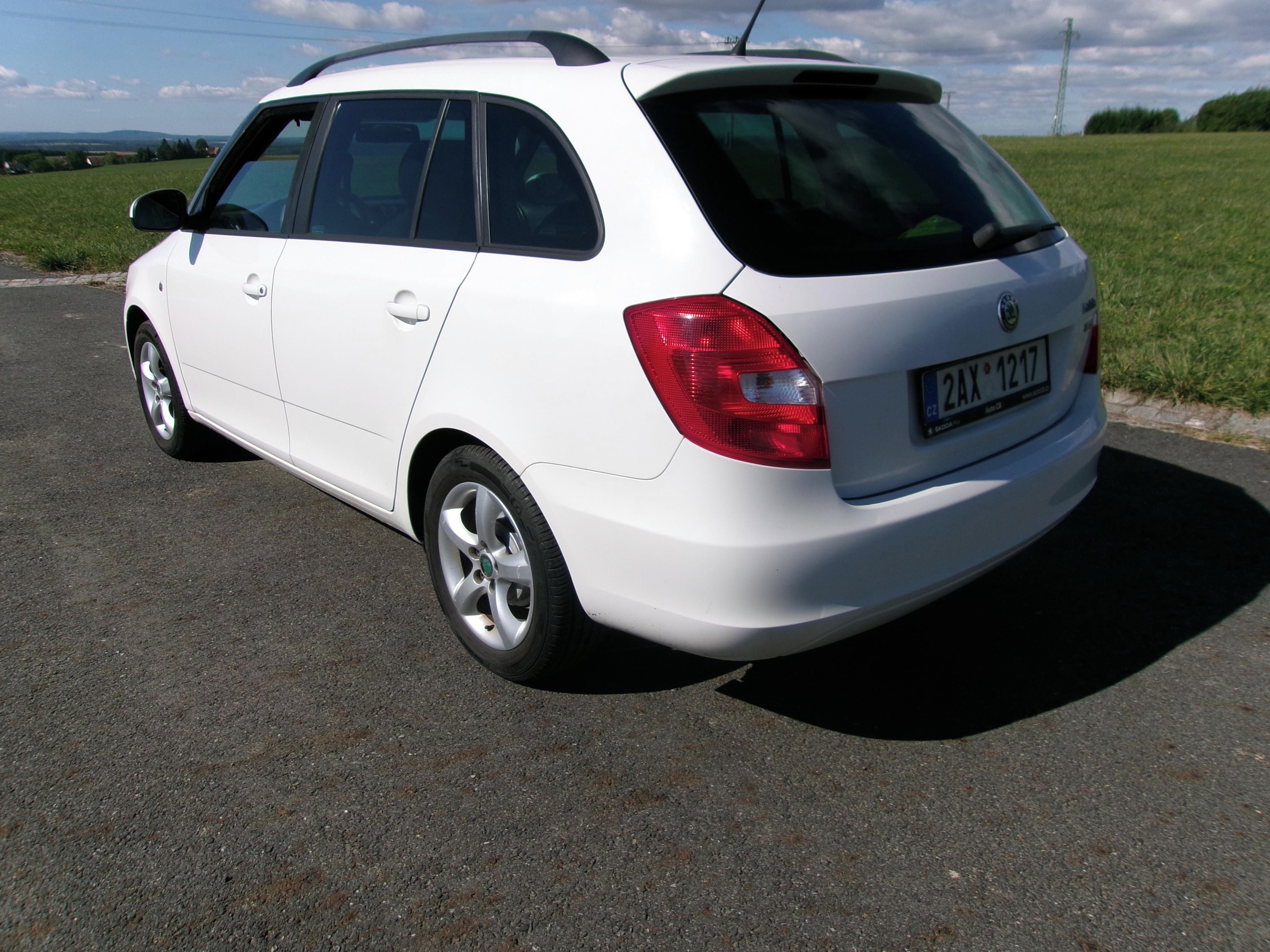 Škoda Fabia, 1,2 TSI koup ČR servisované - fotka 3