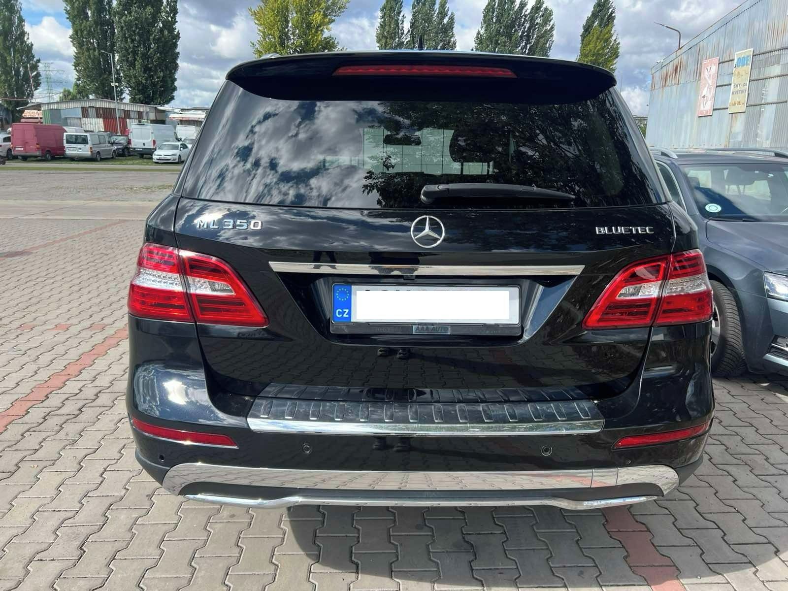 Mercedes-Benz ML, ML350 BLUETEC - fotka 6