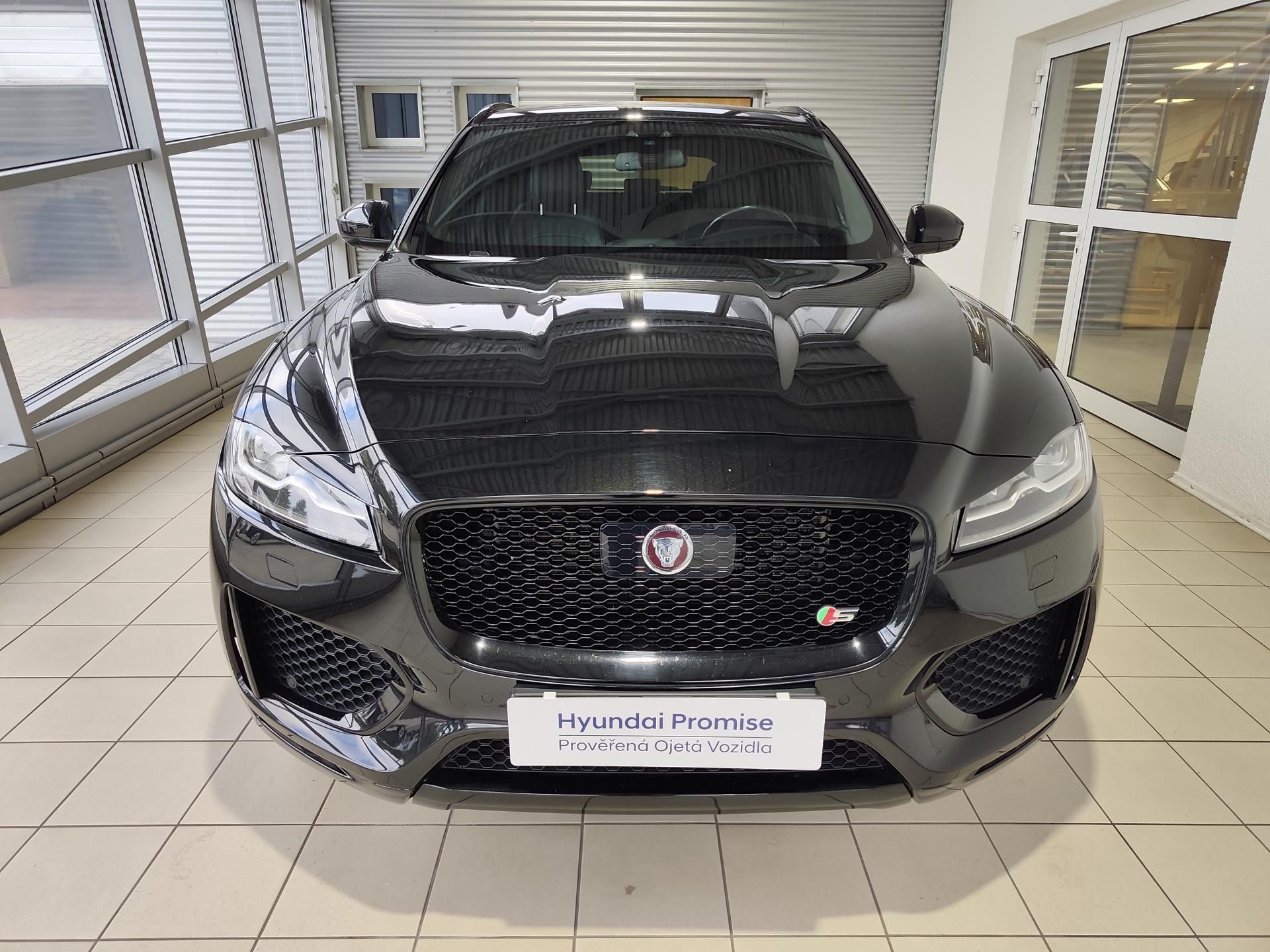 Jaguar F-Pace, 3.0d 221kW S 4x4 AT - fotka 6