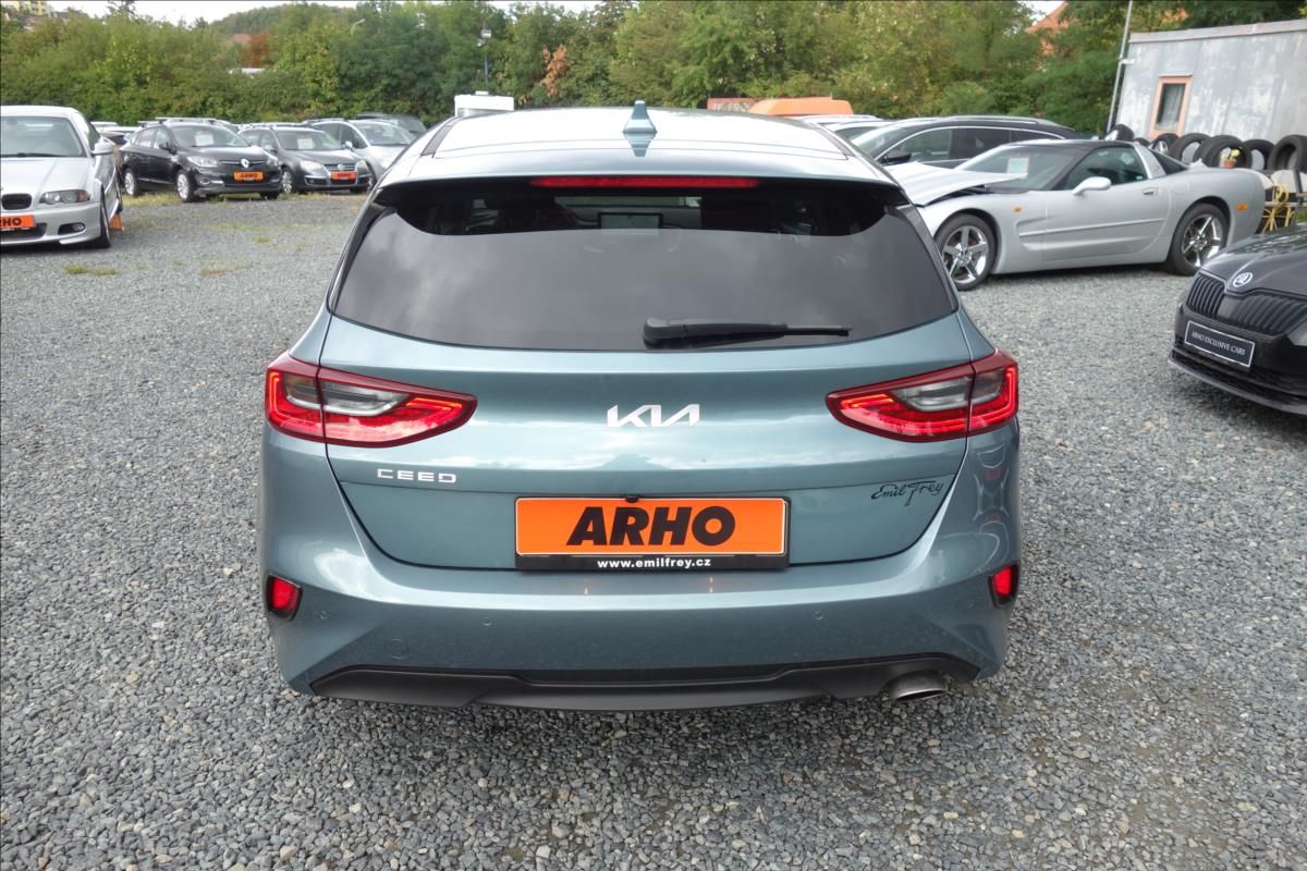 Kia Cee´d, 1,5 T-GDi,ČR,1 MAJ.,SERV.KN. - fotka 4