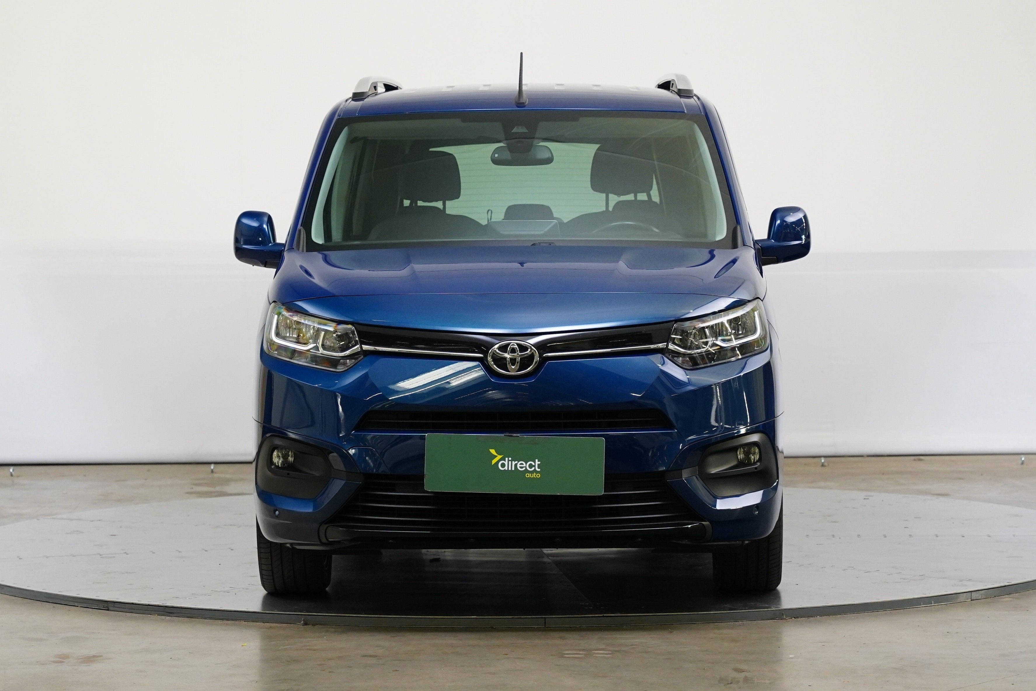 Toyota Proace City Verso, 1.5 D-4D 96 kW Family - fotka 4