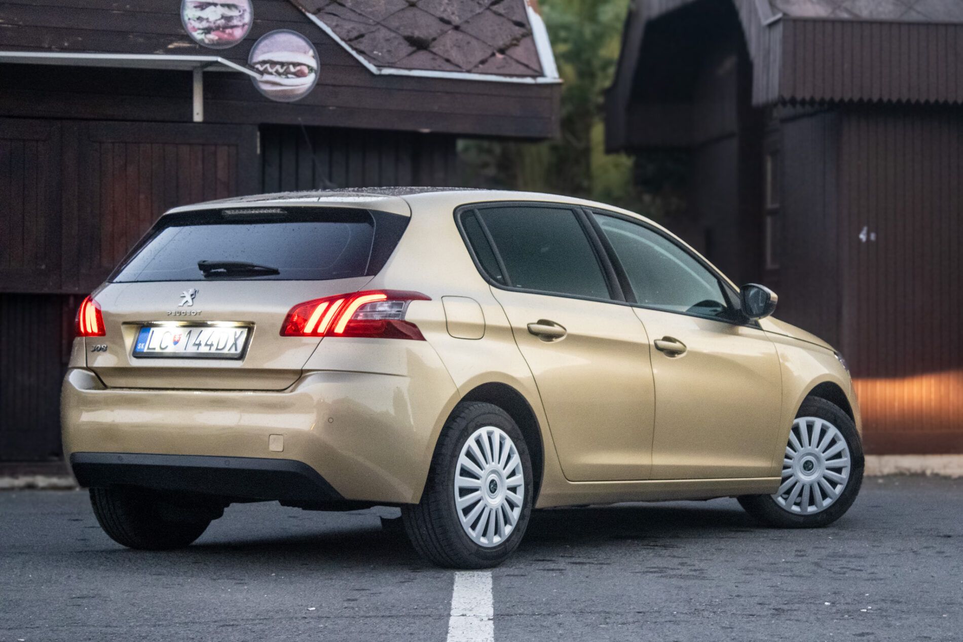 Peugeot 308 - fotka 5