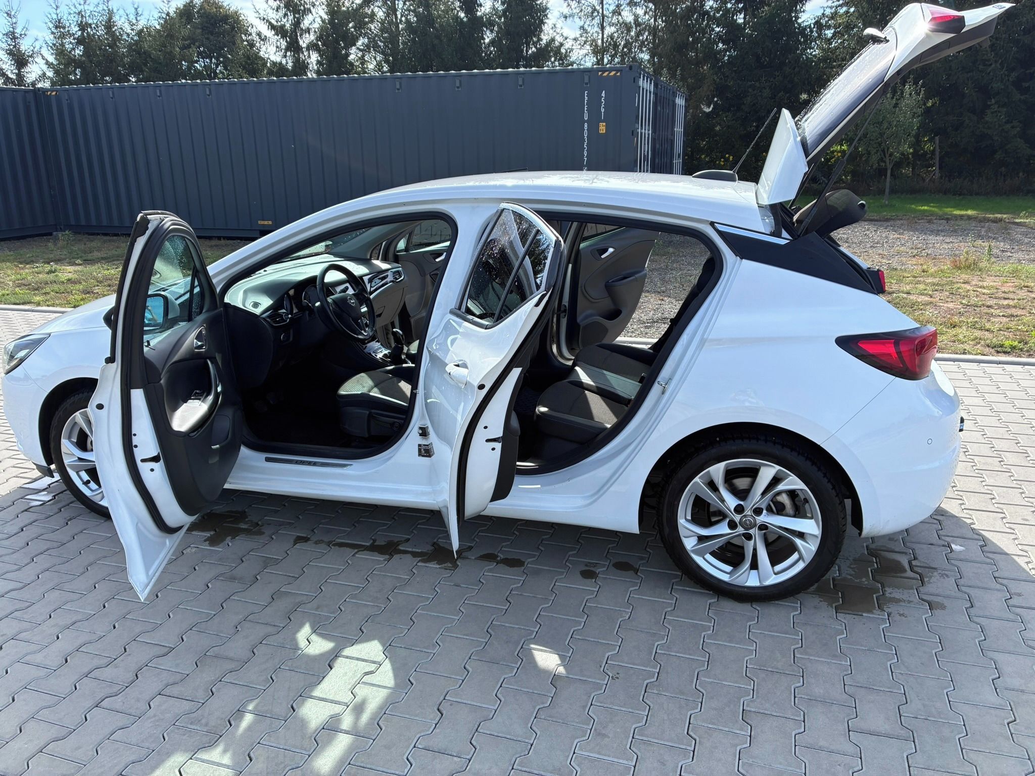 Opel Astra, Opel Astra K Innovation 110kw - fotka 6