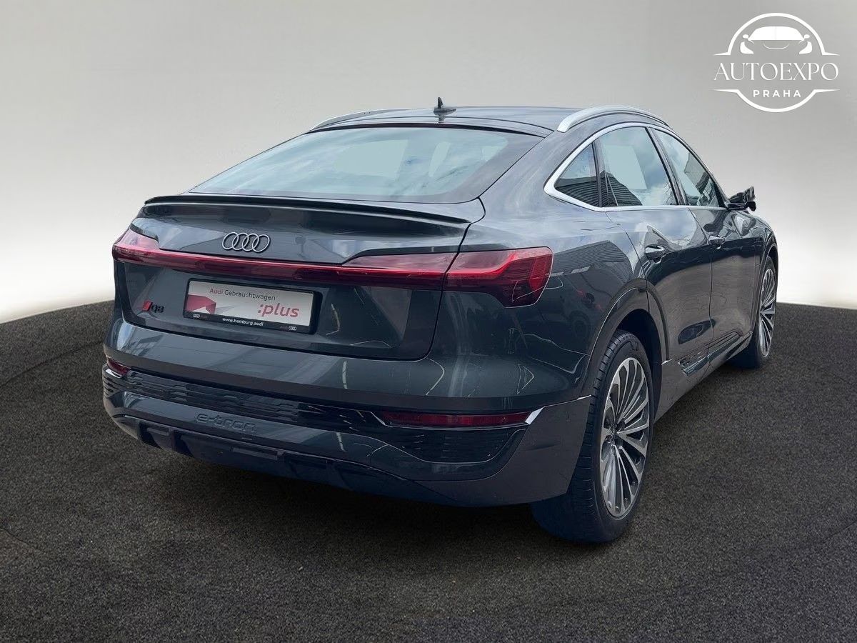 Audi Q8 e-tron, Sportback 55 S line quattro - fotka 4