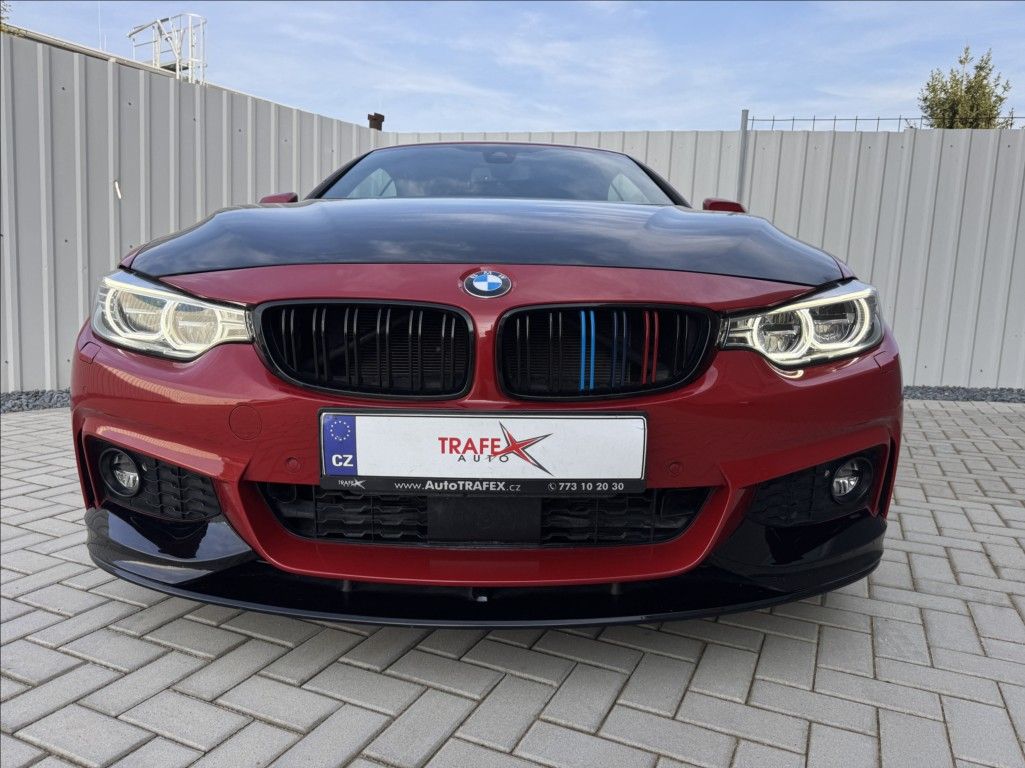 BMW Řada 4, 2,0 430i xDrive Cabrio M-paket - fotka 4