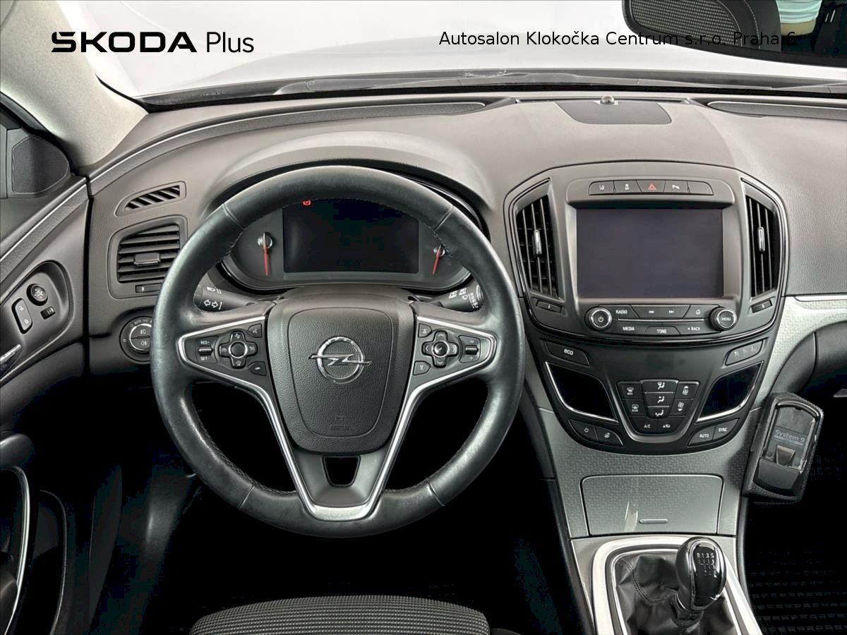 Opel Insignia, CDTI/125 kW Business 4x4 - fotka 5