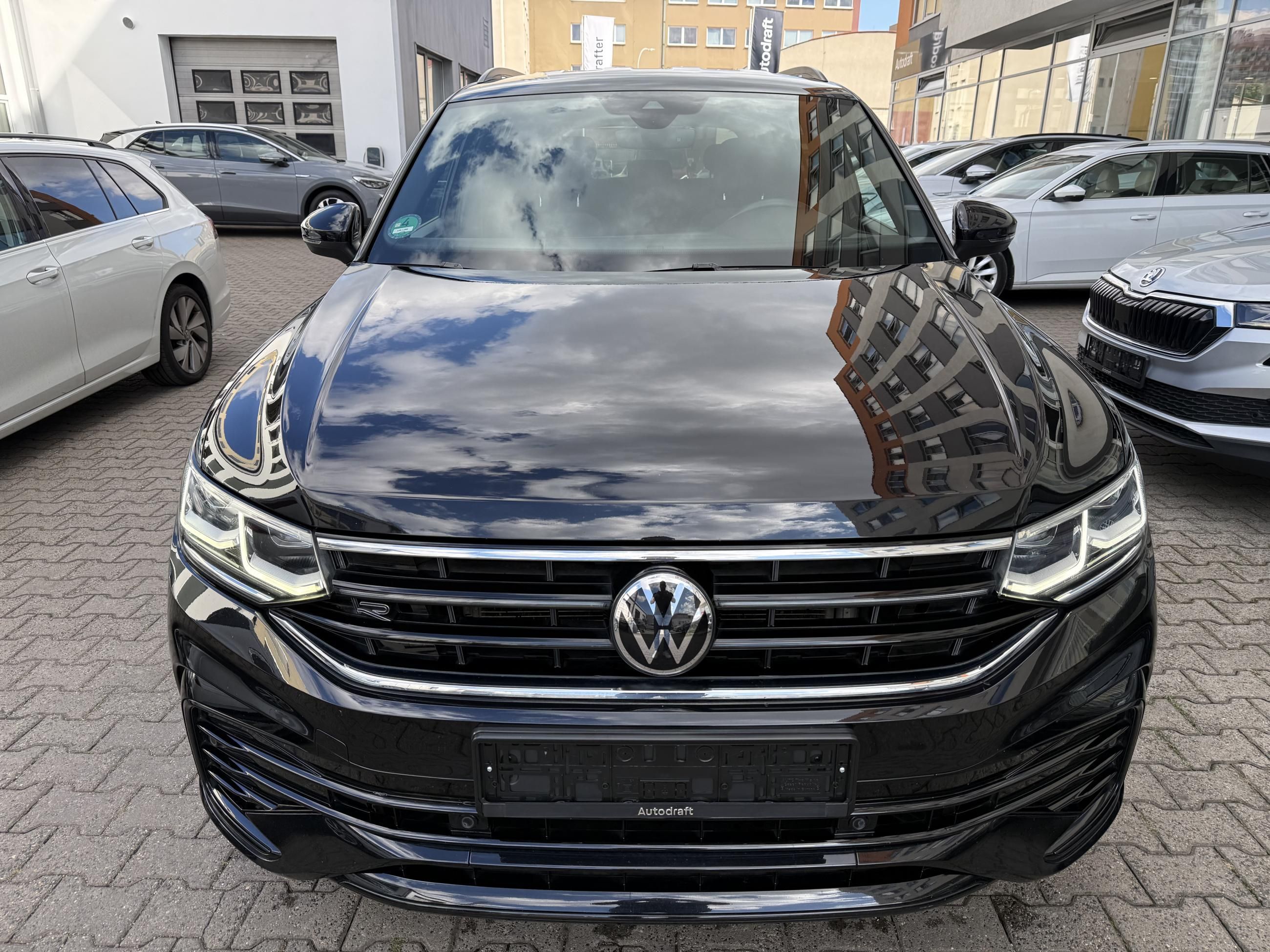 Volkswagen Tiguan Allspace, 2.0 TDI 147kW 4x4 DSG R-Line - fotka 2
