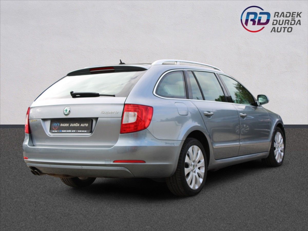 Škoda Superb, 2,0 TDI  ČR,AUTOMAT,ELEGANCE - fotka 5